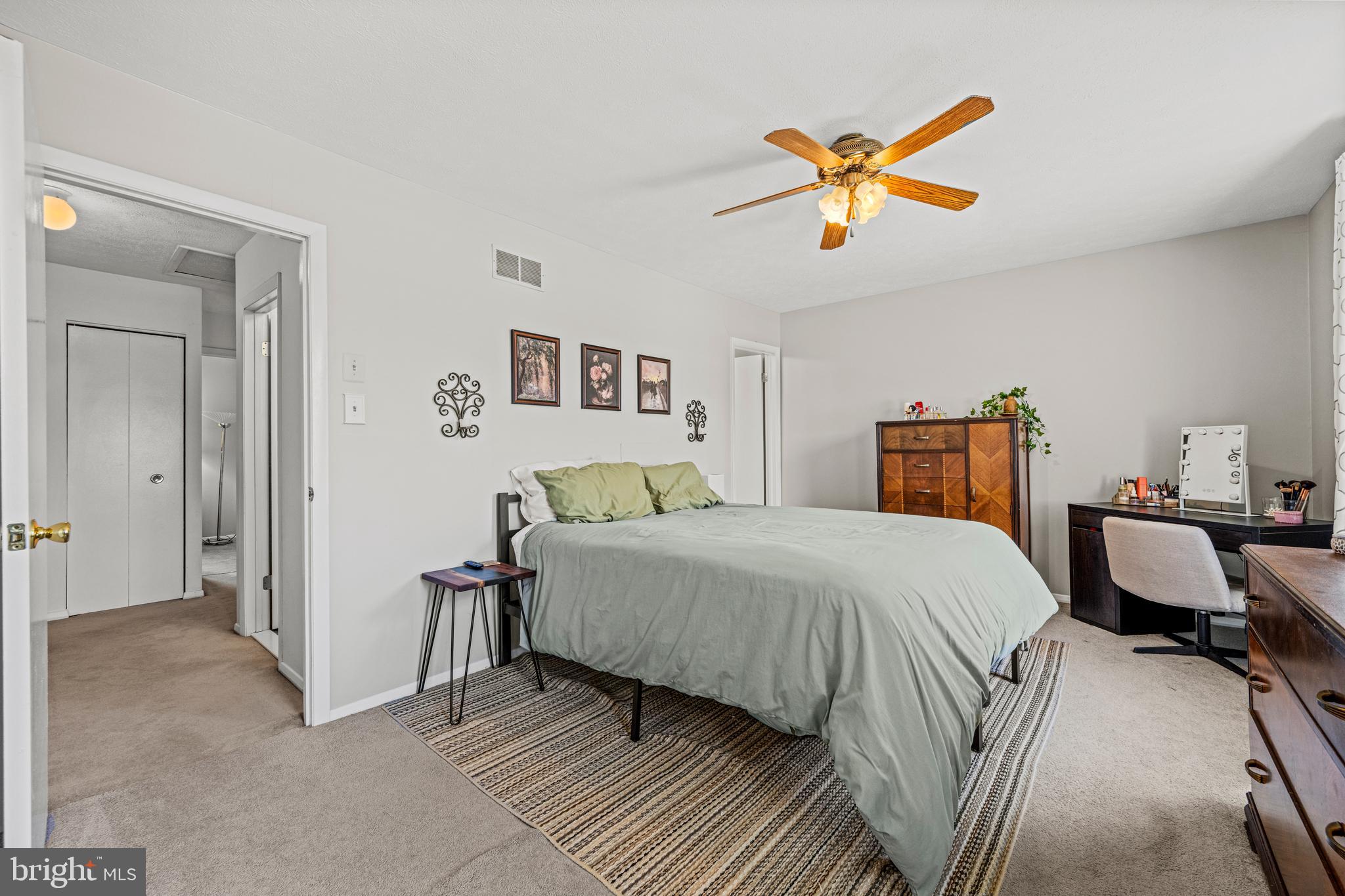 KIMBERLY VILLAGE - Residential