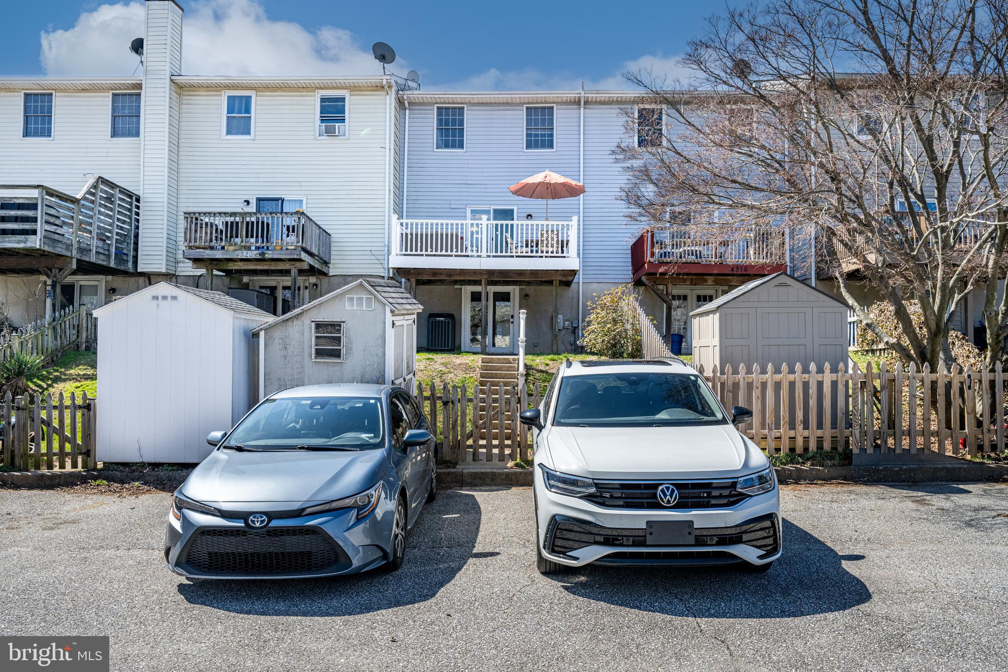 KIMBERLY VILLAGE - Residential