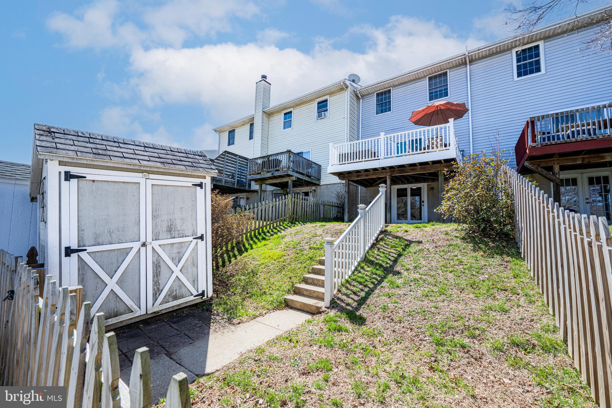 KIMBERLY VILLAGE - Residential