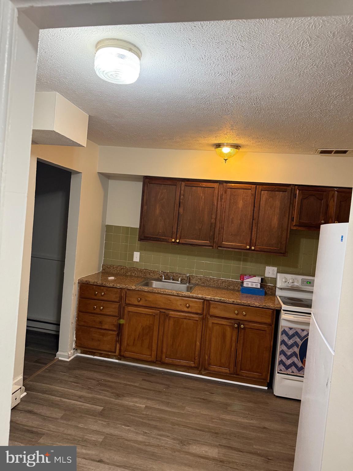 MADISON TERRACE - Residential Lease