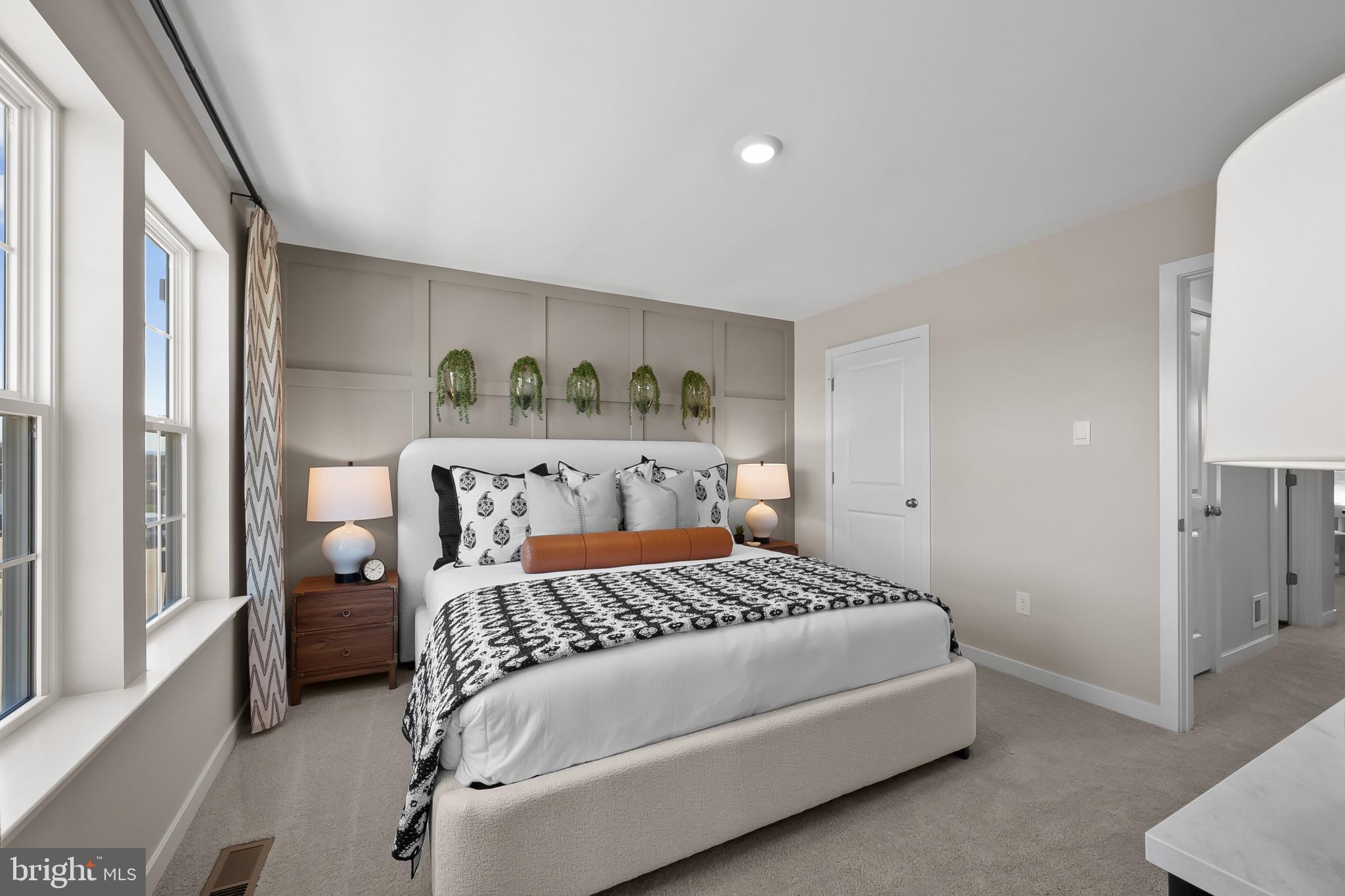 RIVERPOINTE - Residential