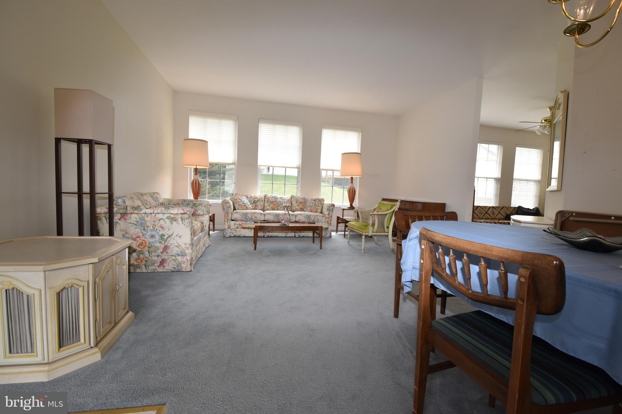 FOX HILL FARM - Residential