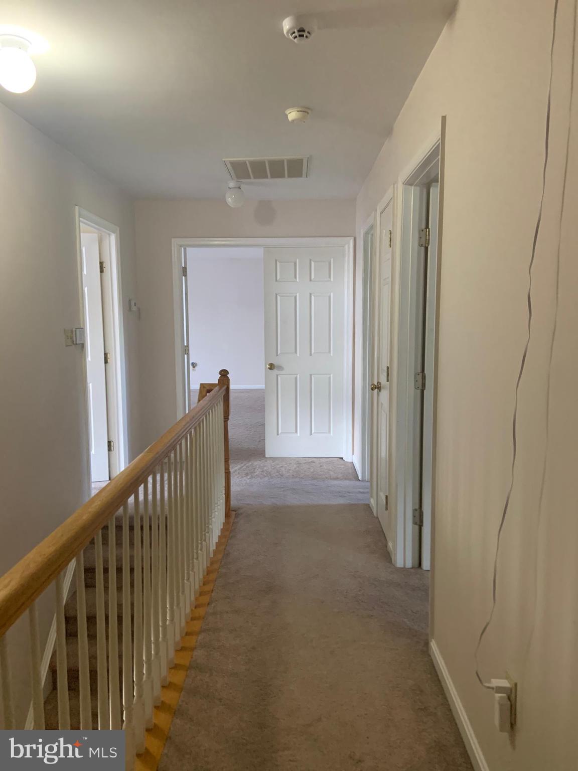 LOCUST HILL - Residential Lease