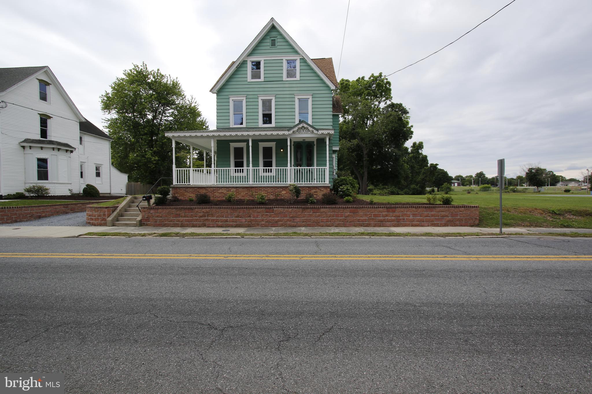 416 N WALNUT STREET