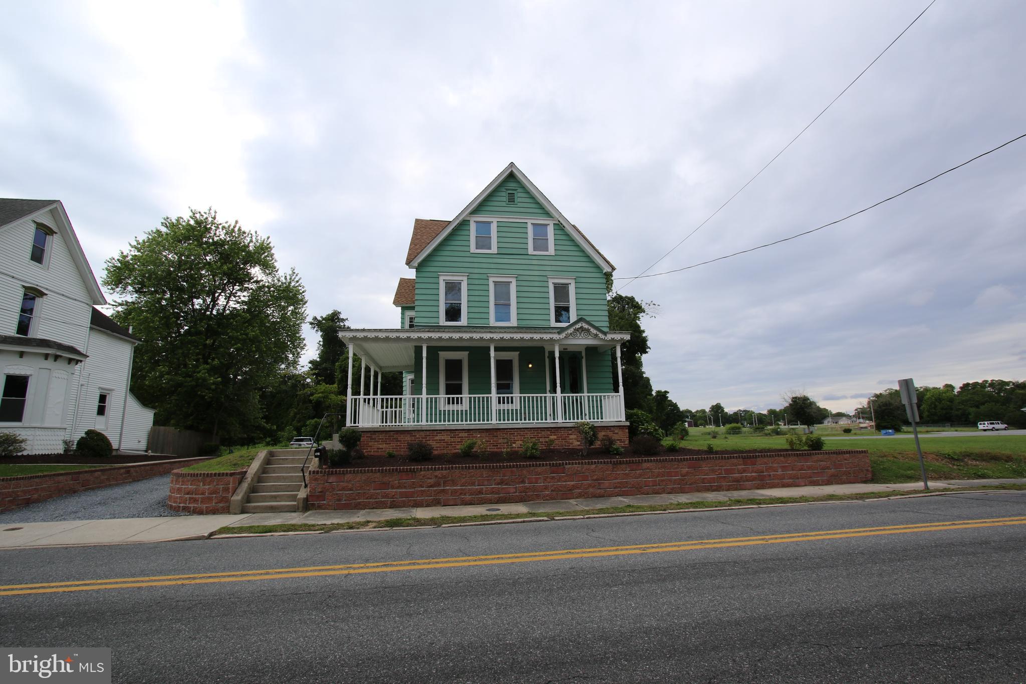 416 N WALNUT STREET