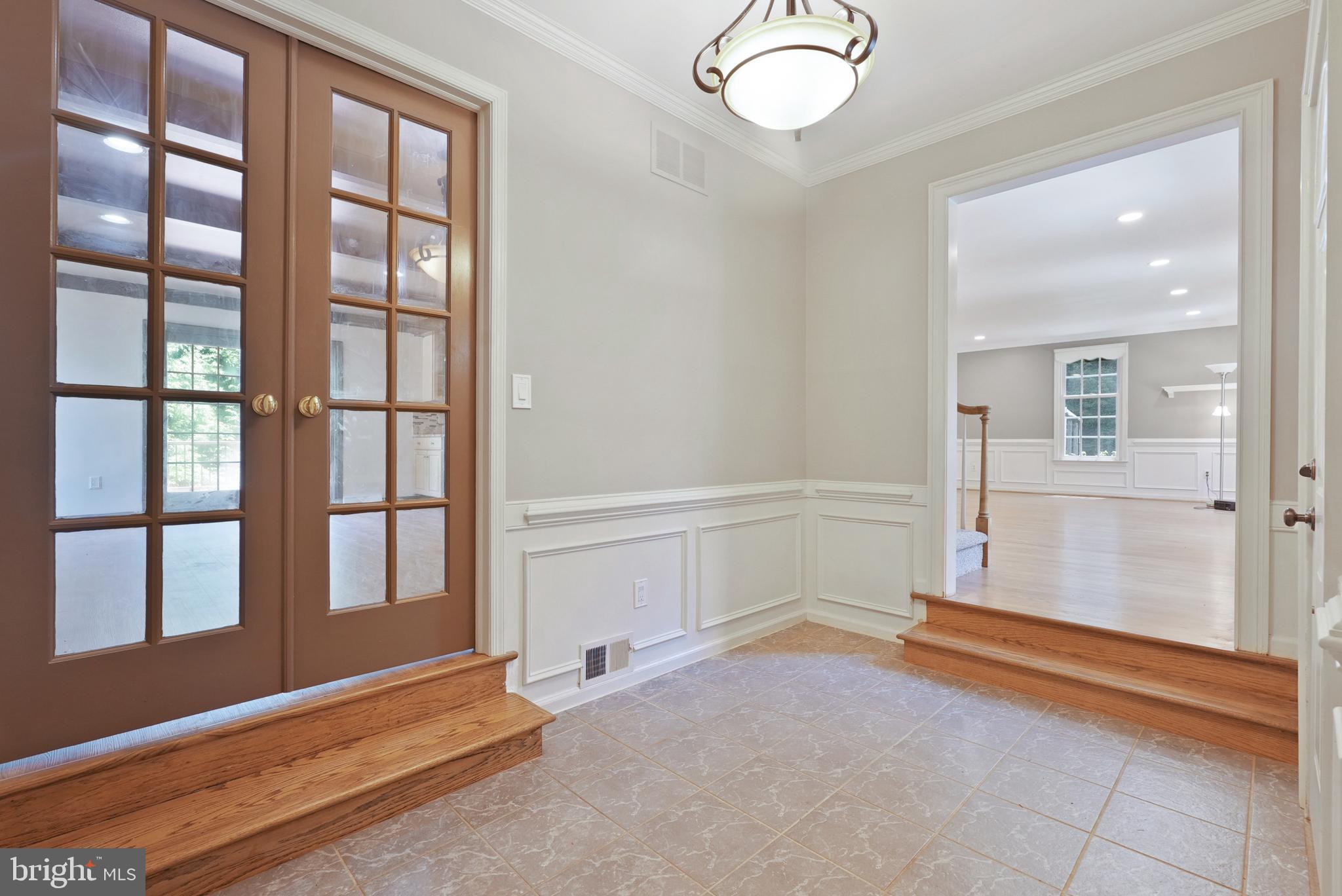10 ROOFTREE ROAD