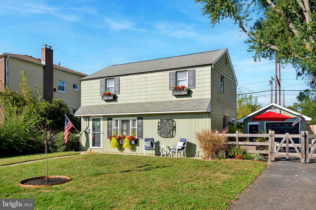 Photo of 1313 Bruce Road, ORELAND, PA 19075 (MLS # PAMC2157956)