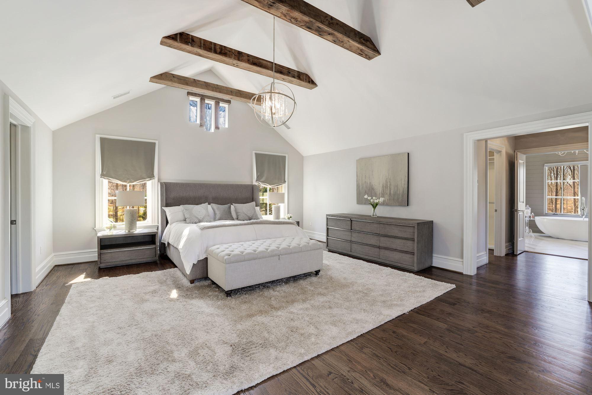 BULL NECK - Residential