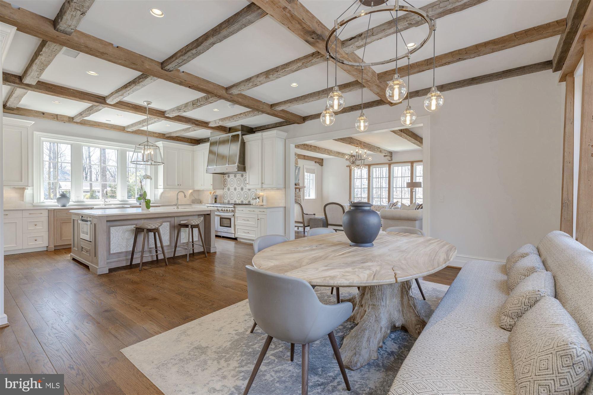 BULL NECK - Residential