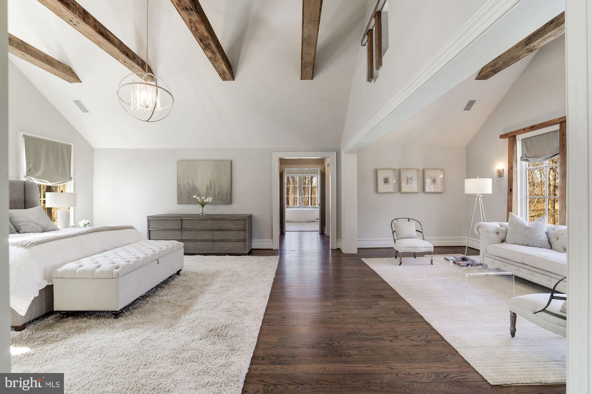 BULL NECK - Residential