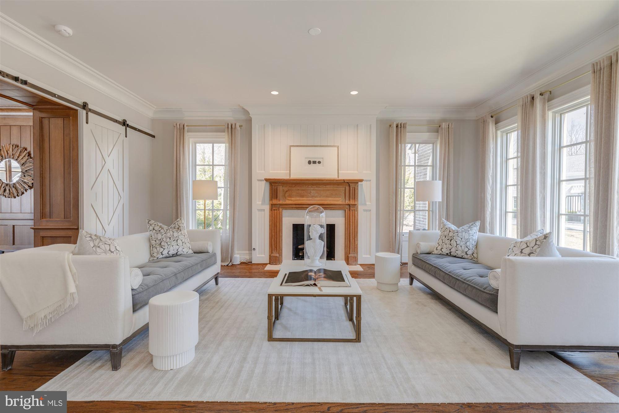 BULL NECK - Residential