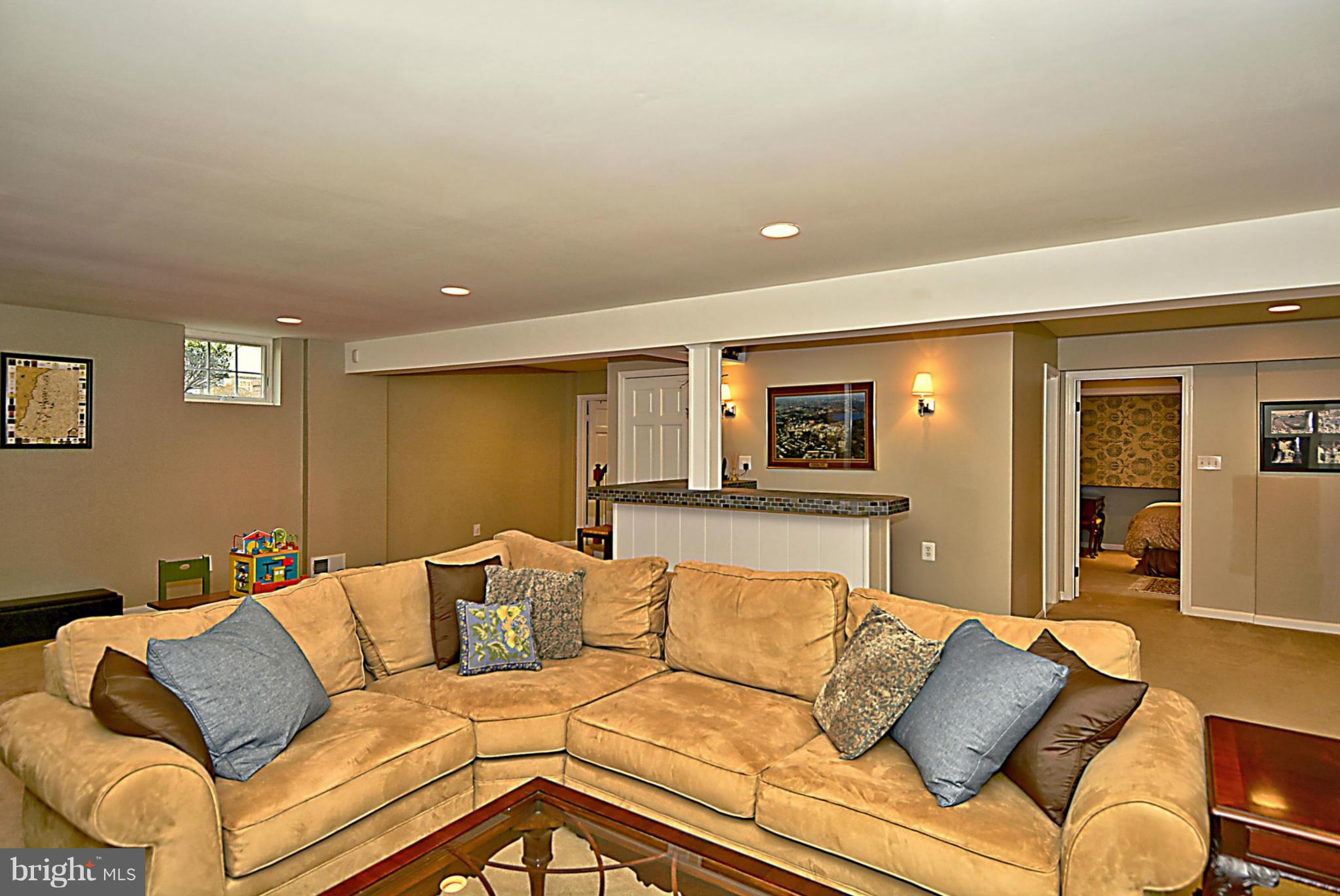 WELLINGTON - Residential