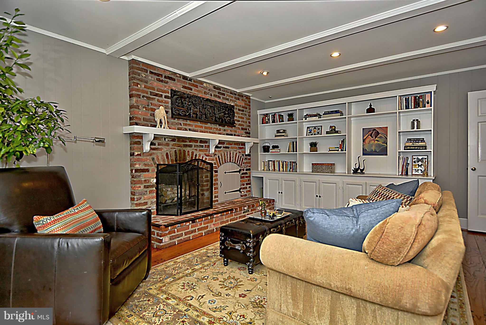 WELLINGTON - Residential