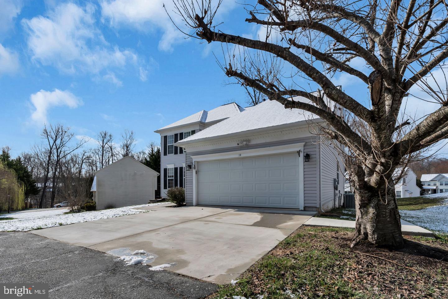 14 STONERIDGE COURT