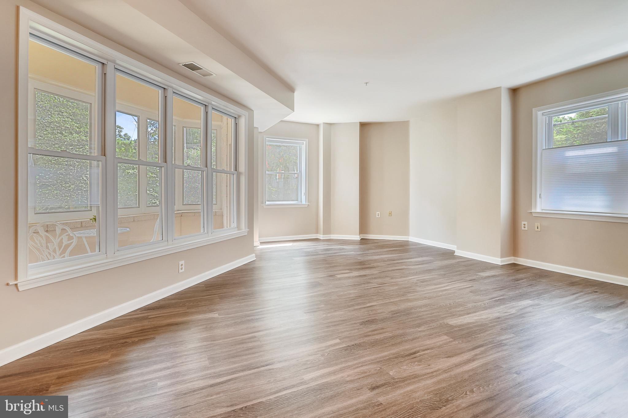 BAYWOODS OF ANNAPOLIS - Residential