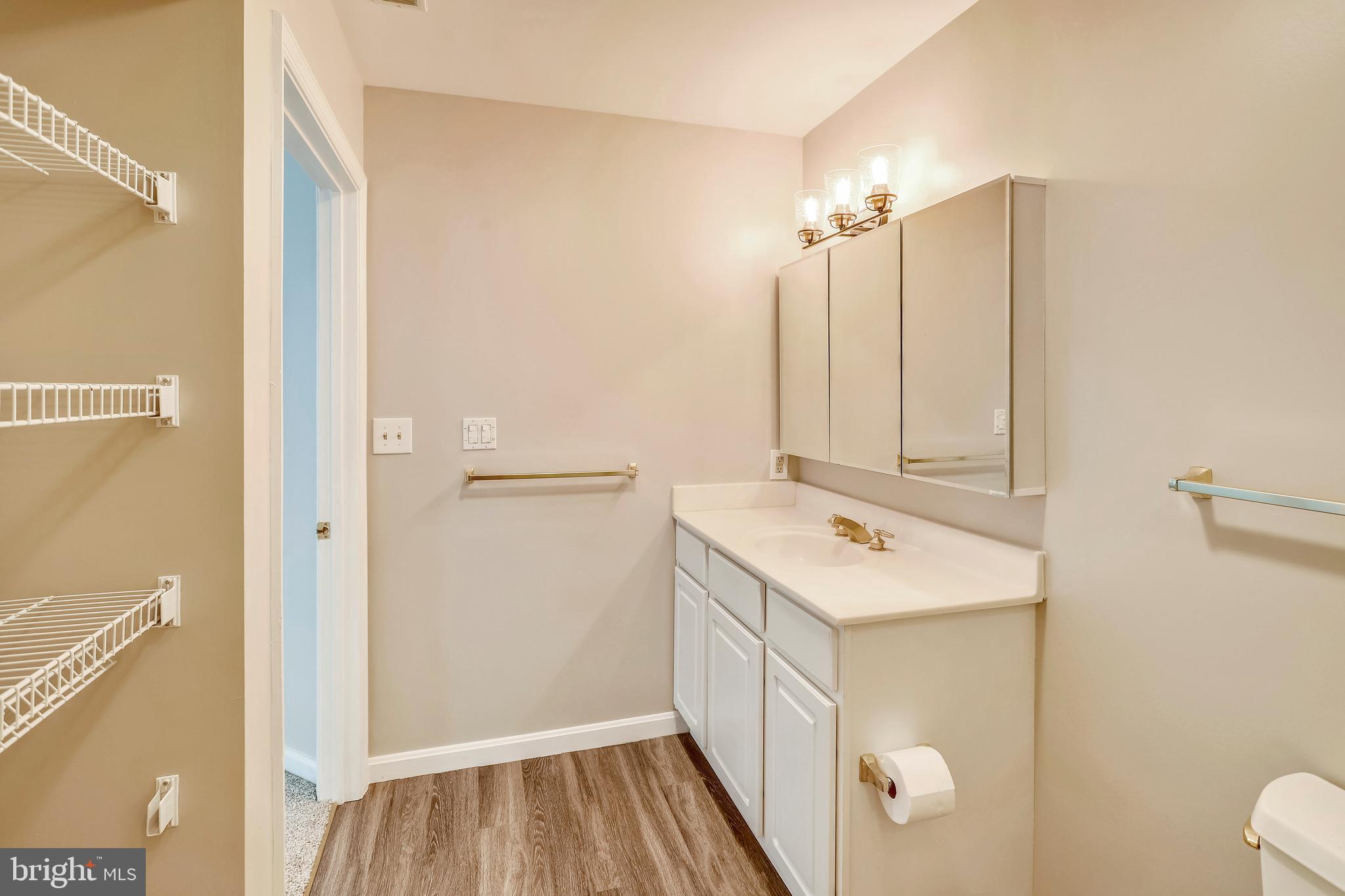 BAYWOODS OF ANNAPOLIS - Residential