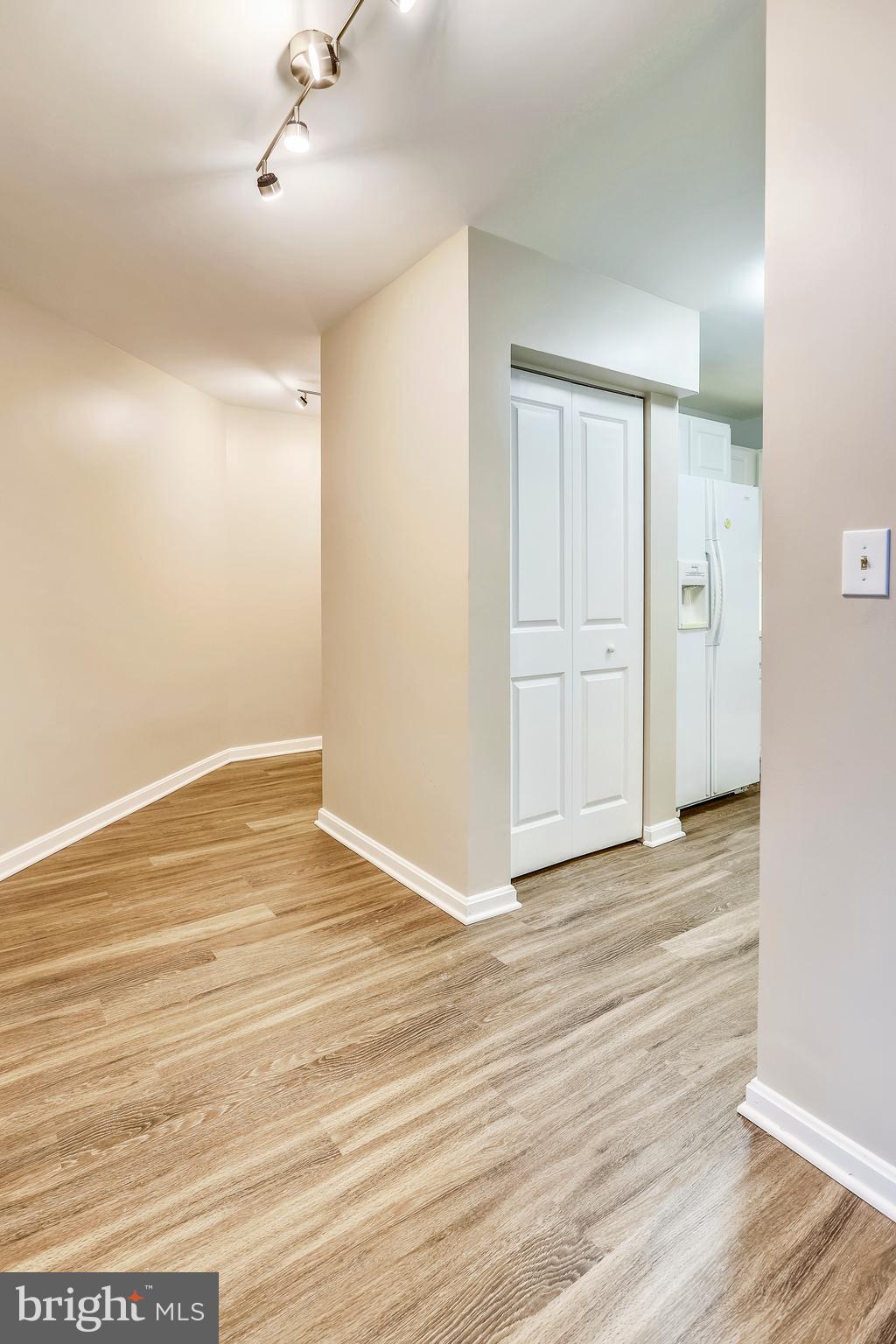 BAYWOODS OF ANNAPOLIS - Residential