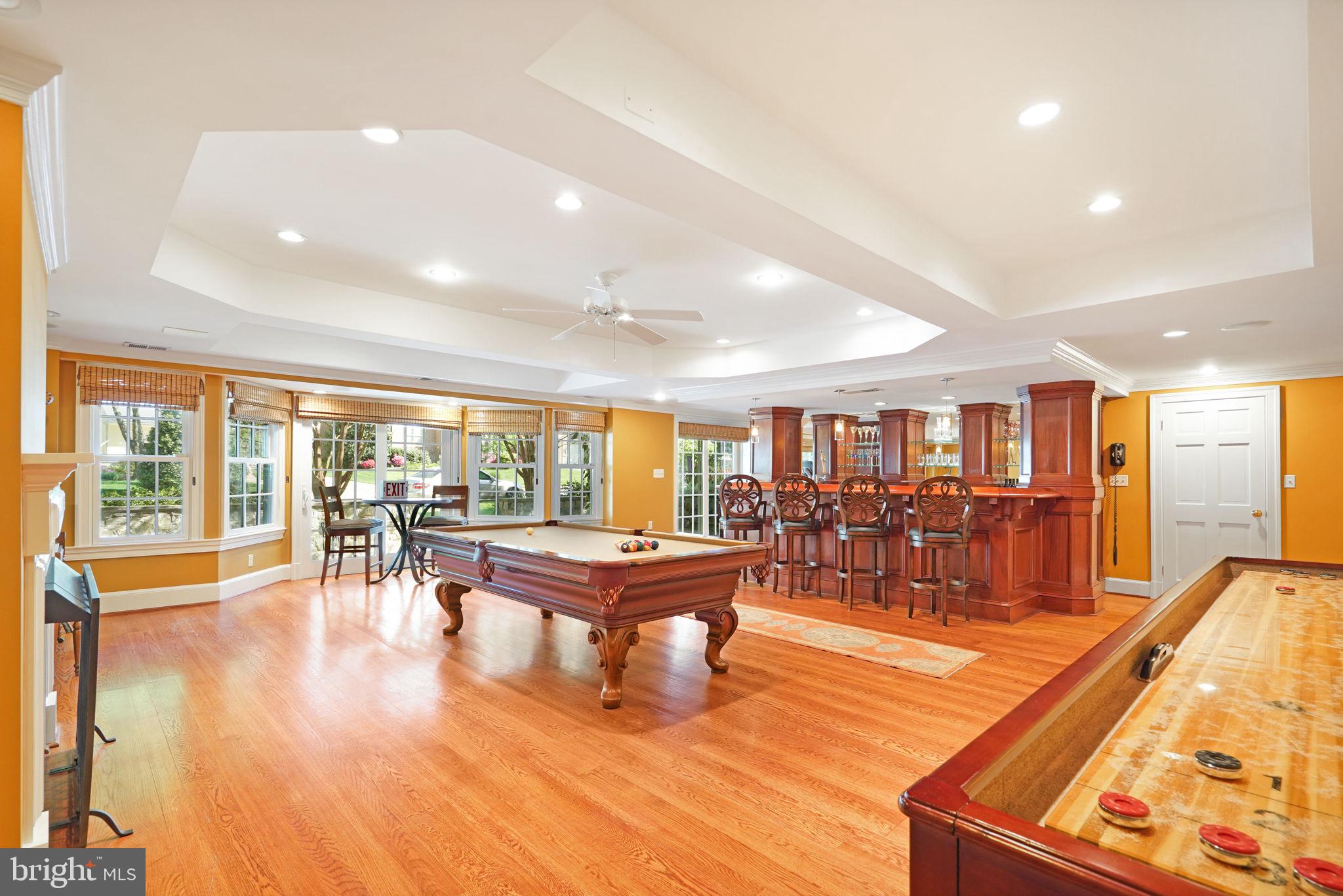 SHIRLEY WOODS - Residential