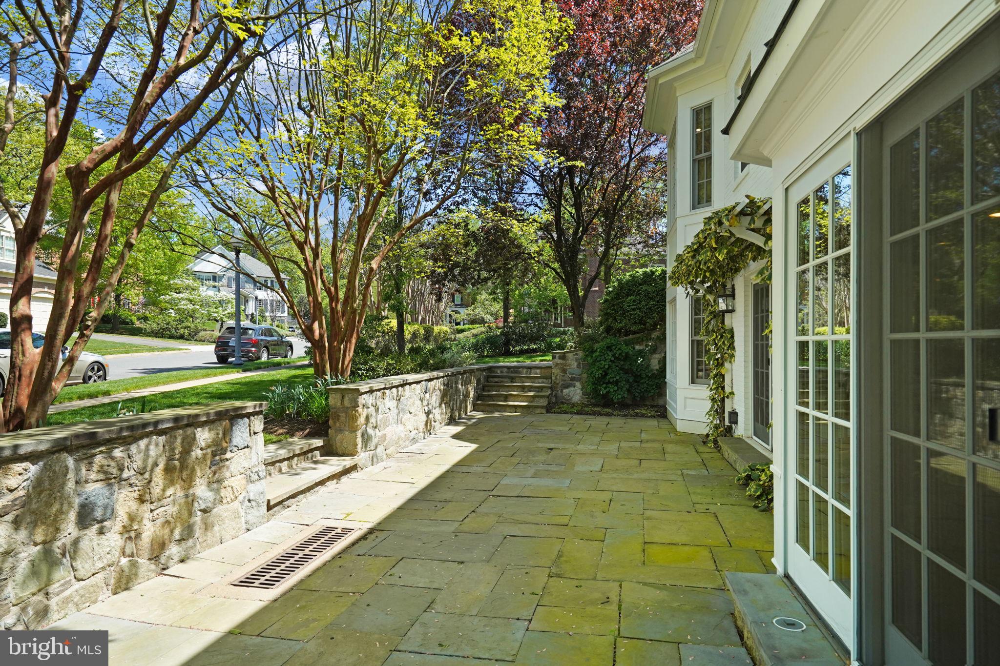 SHIRLEY WOODS - Residential