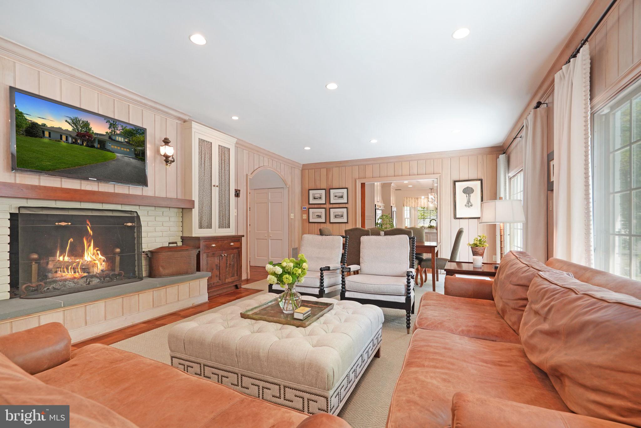 SHIRLEY WOODS - Residential