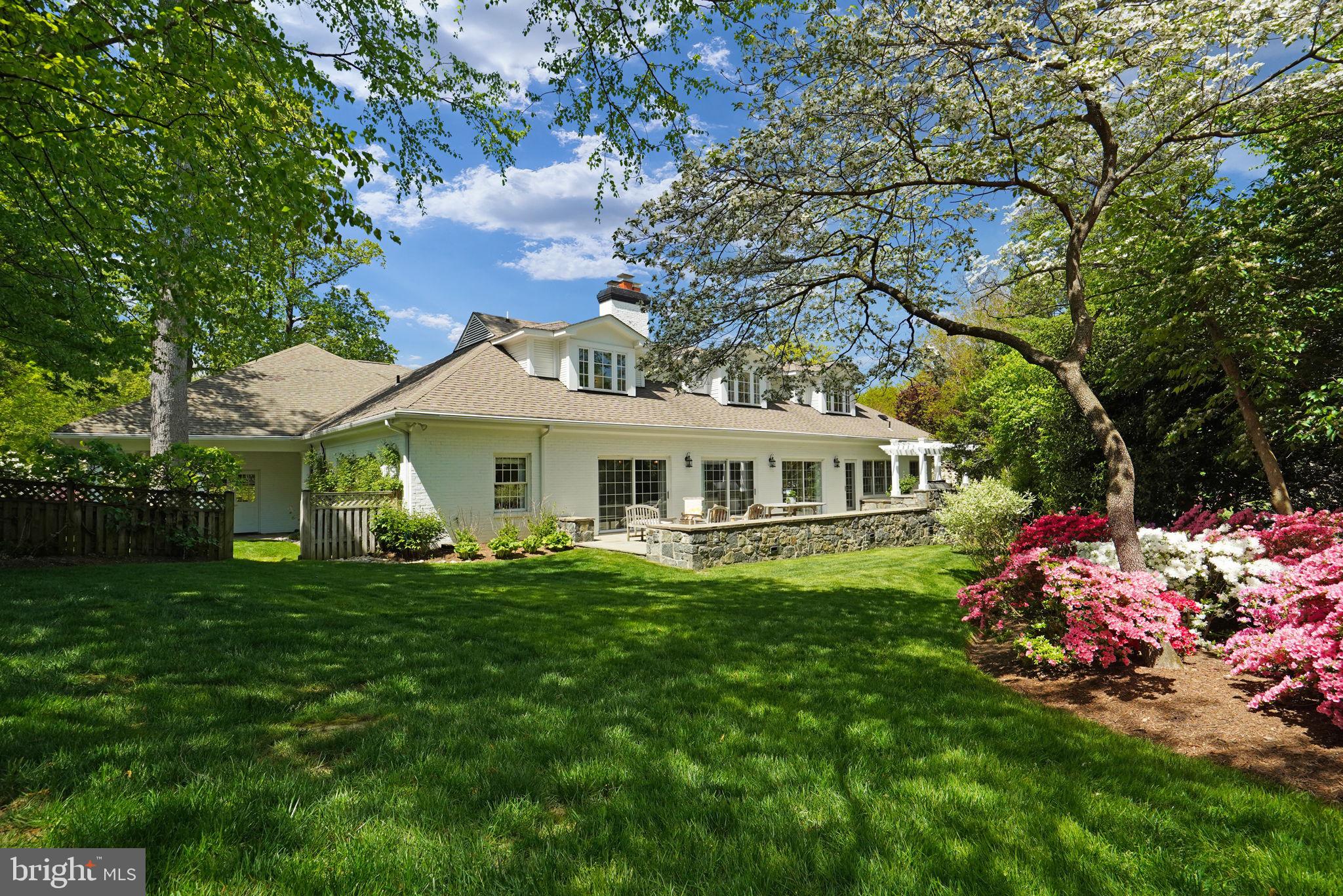 SHIRLEY WOODS - Residential