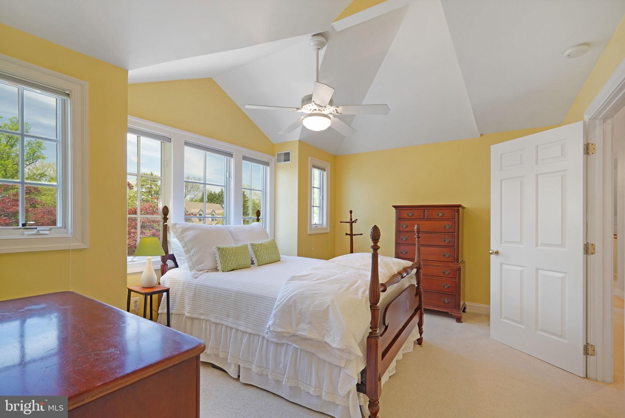 SHIRLEY WOODS - Residential