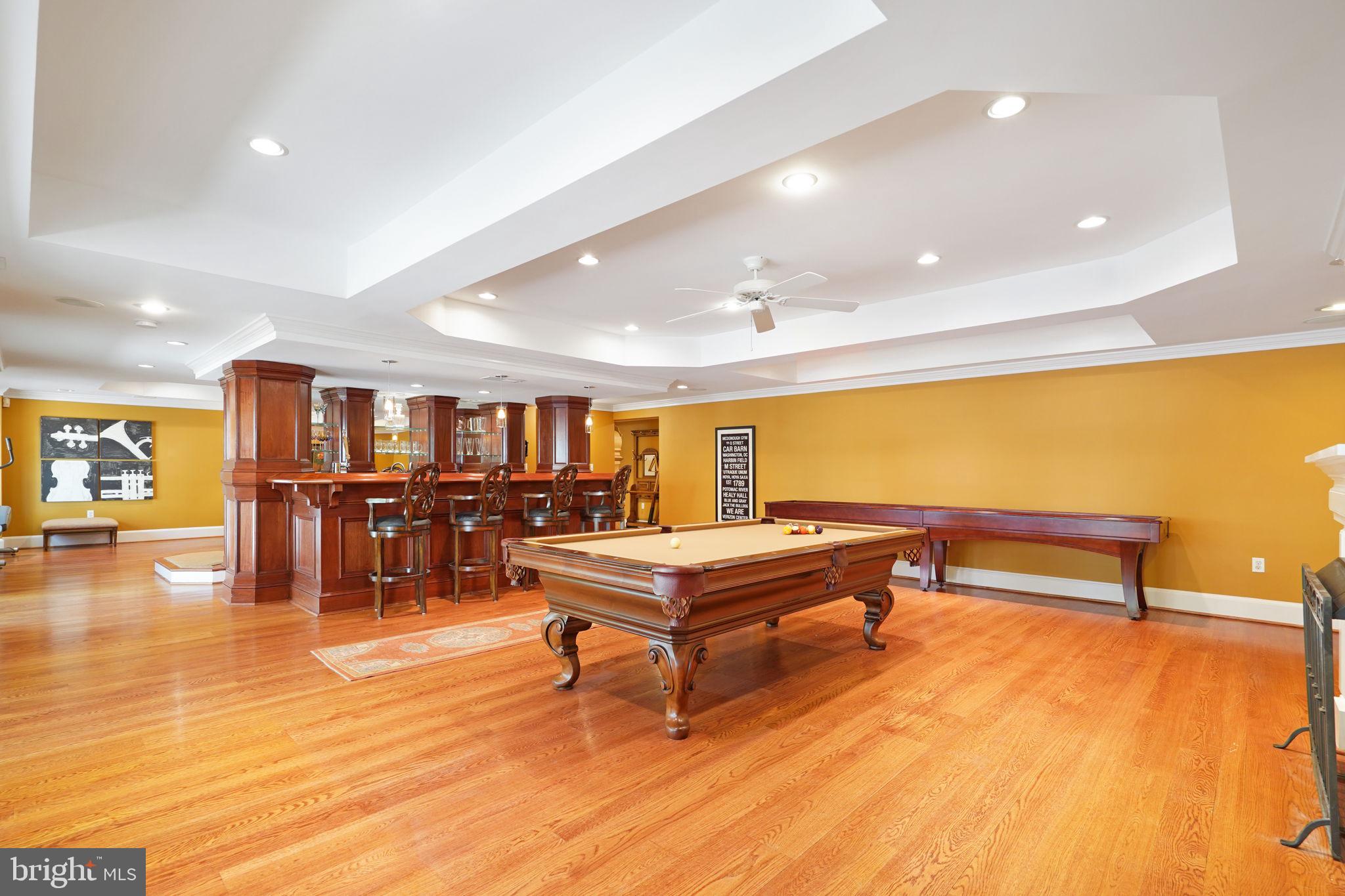 SHIRLEY WOODS - Residential