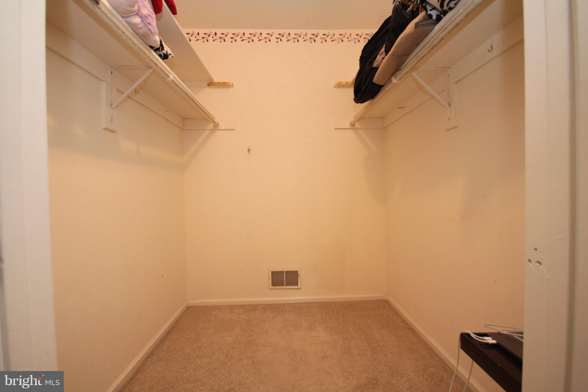 BURKE CENTRE - Residential