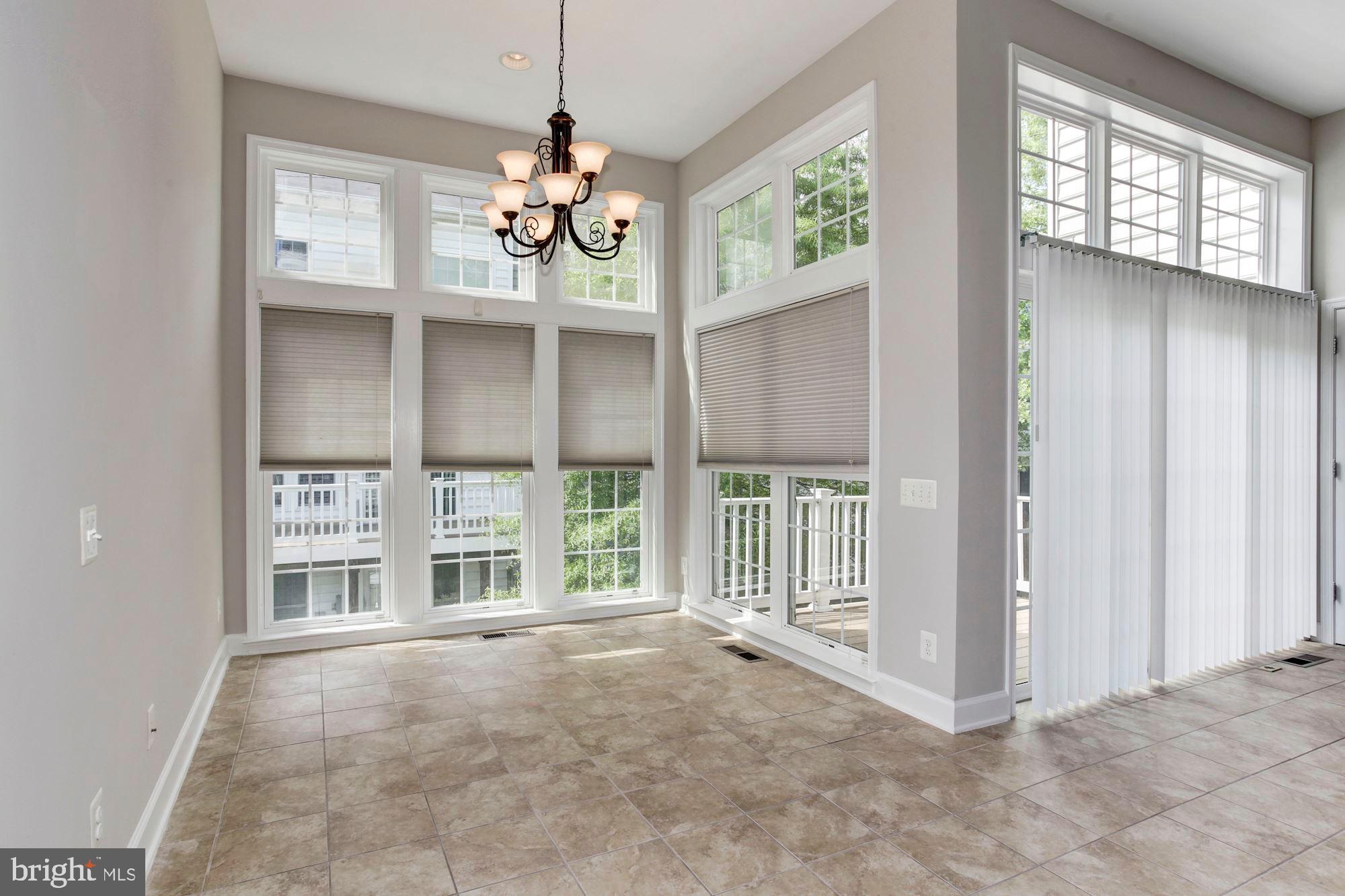 POTOMAC CLUB - Residential