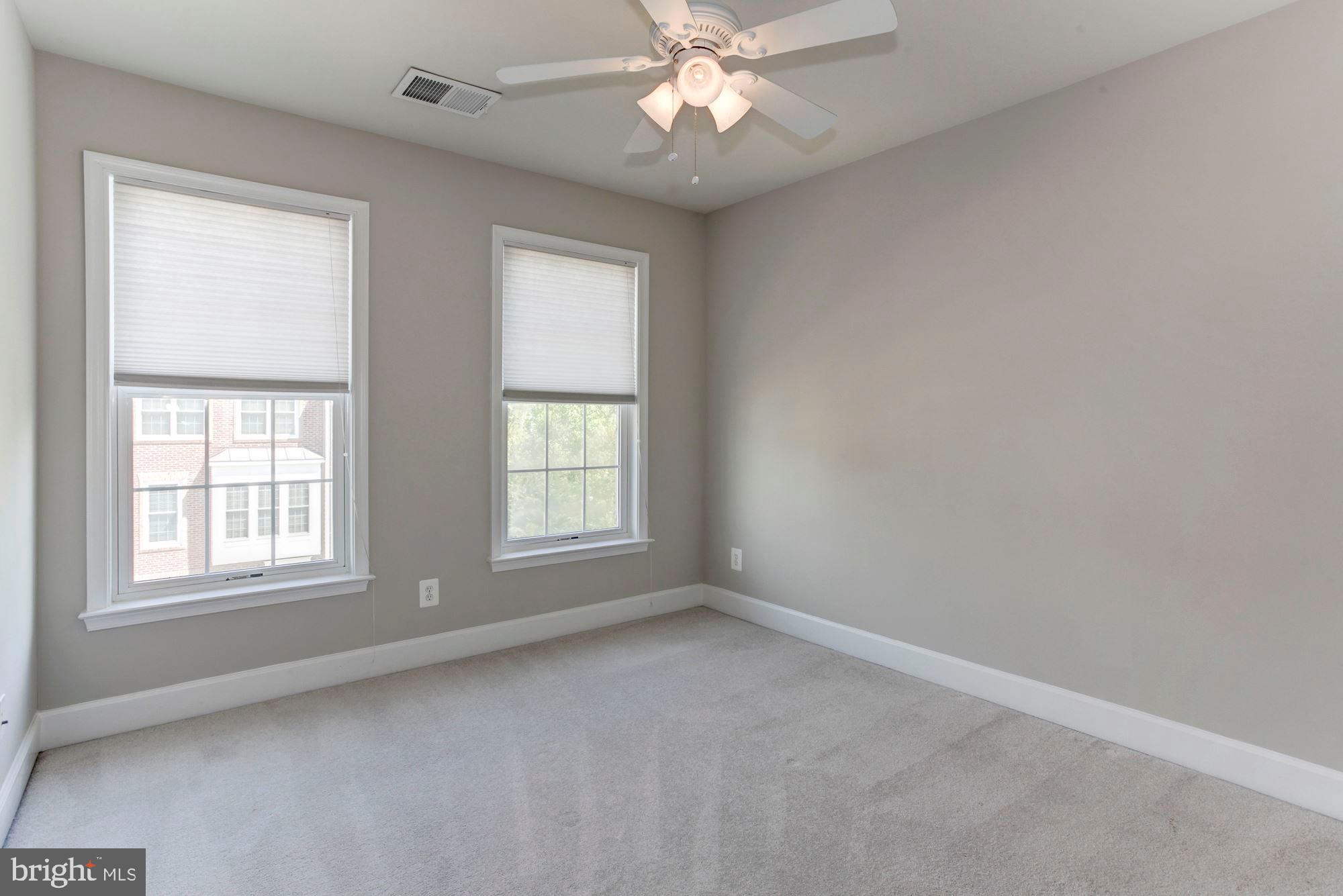 POTOMAC CLUB - Residential