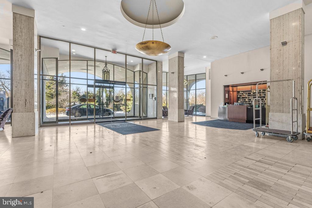 THE FOUNTAINS - Residential