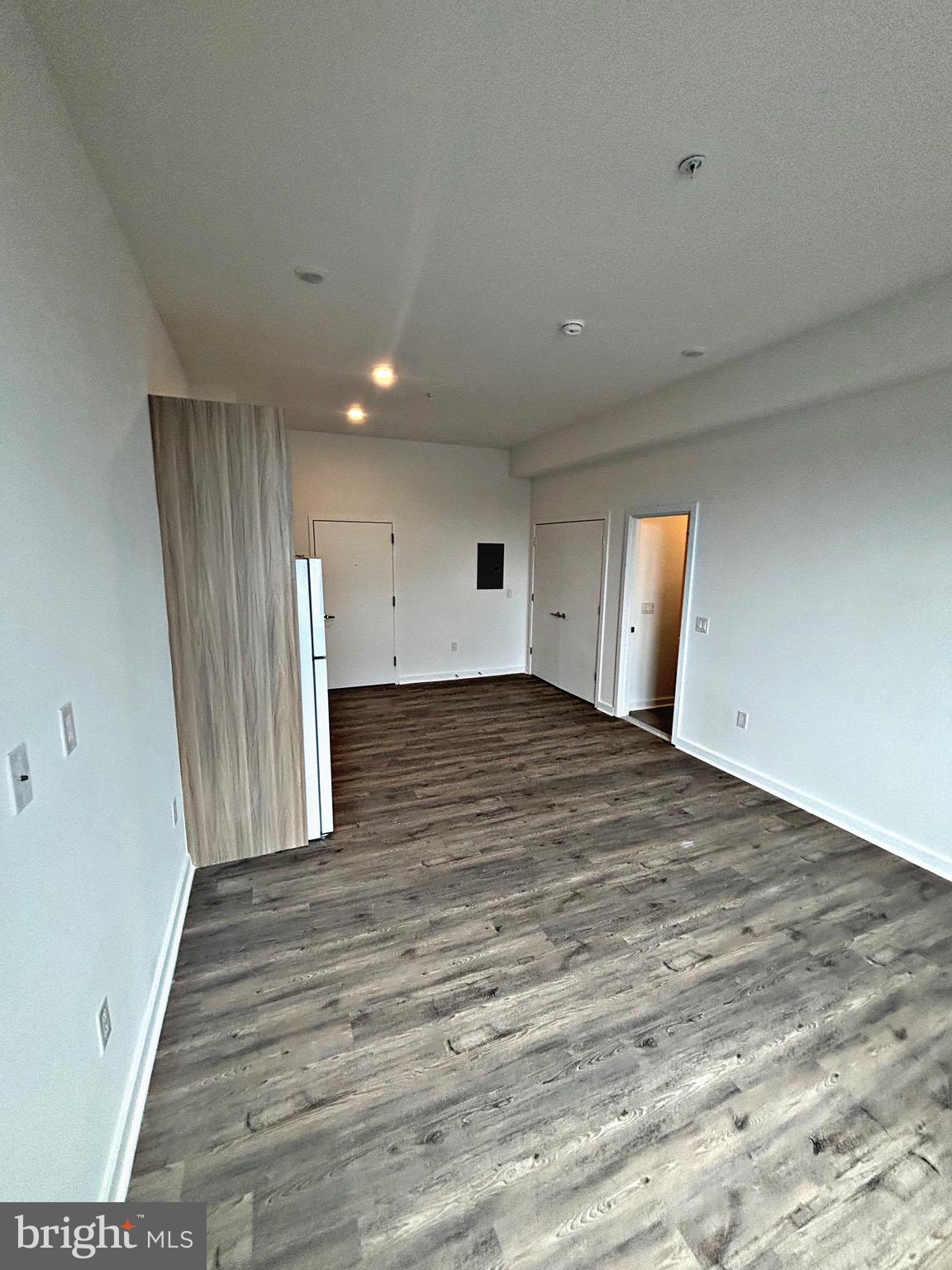 PHILADELPHIA (SOUTHWEST) - Residential Lease