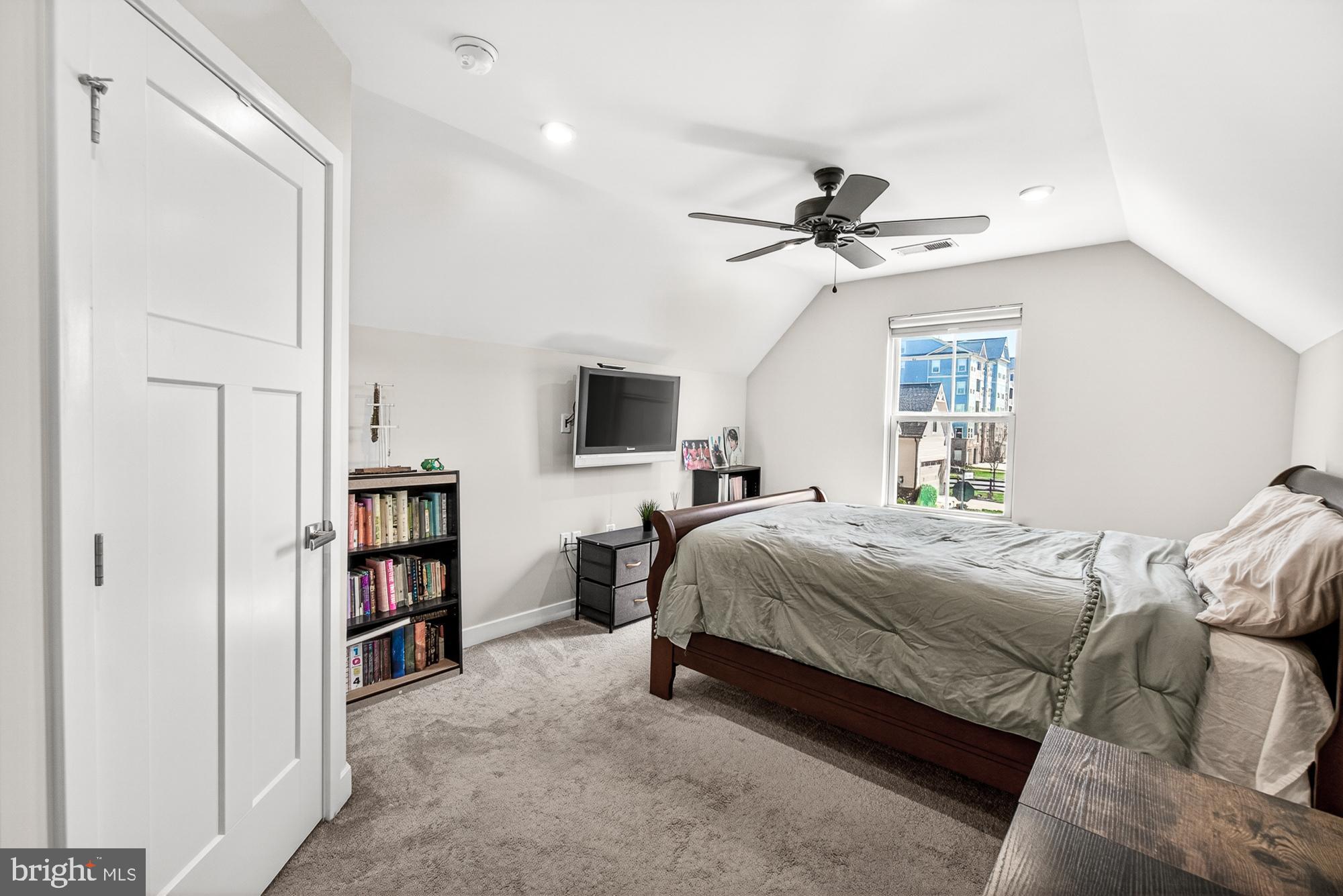 THE WOODLANDS - Residential