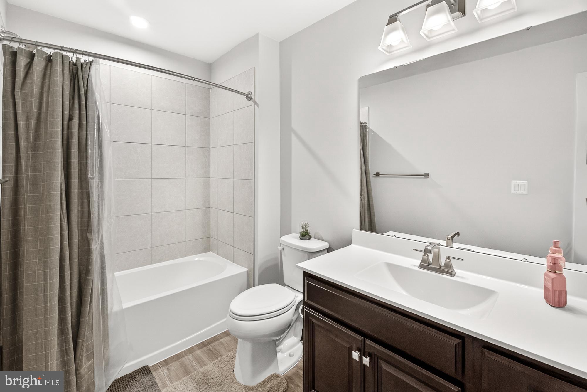 THE WOODLANDS - Residential