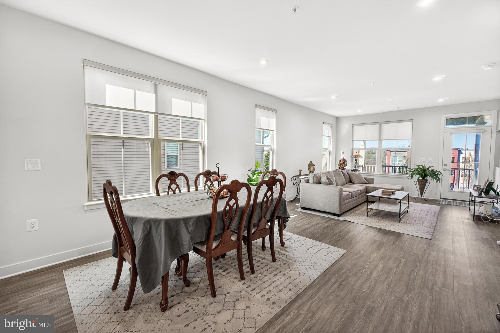 THE WOODLANDS - Residential