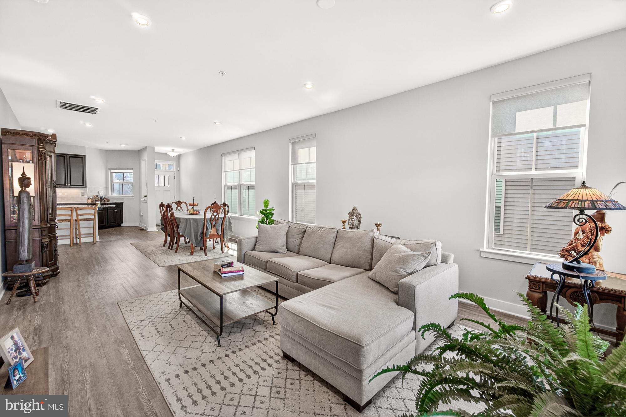 THE WOODLANDS - Residential