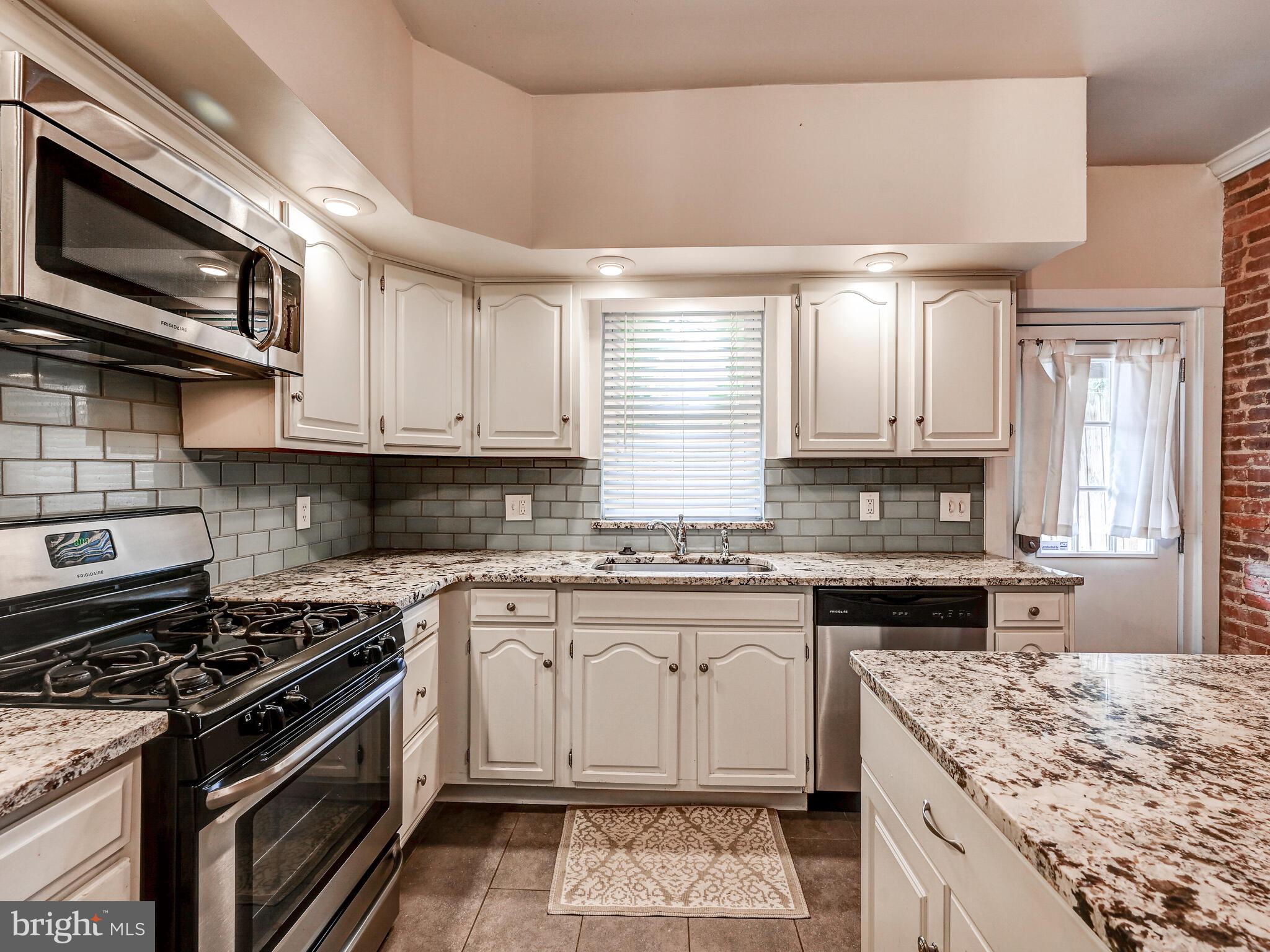 PATTERSON PARK - Residential Lease