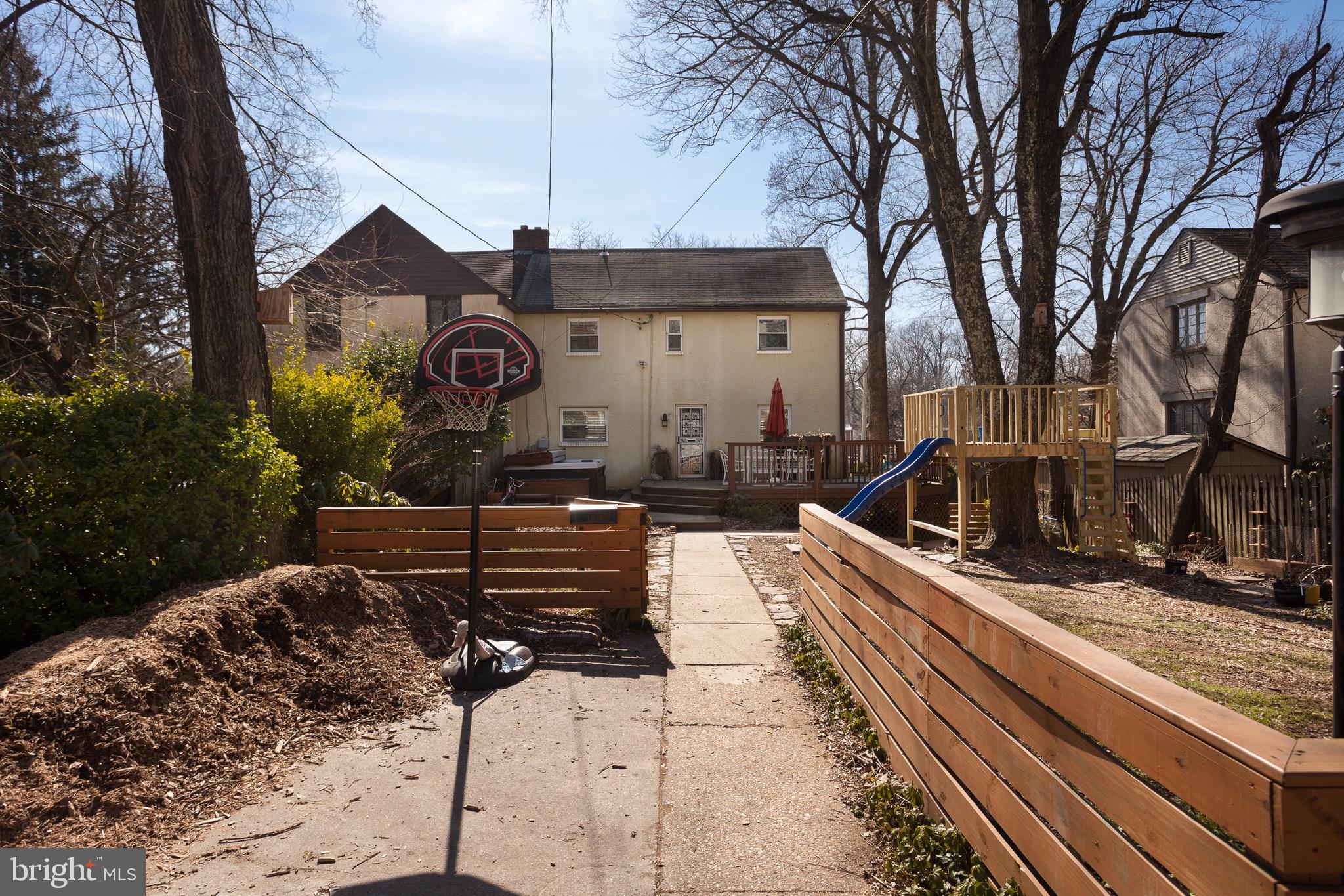 MOUNT WASHINGTON - Residential