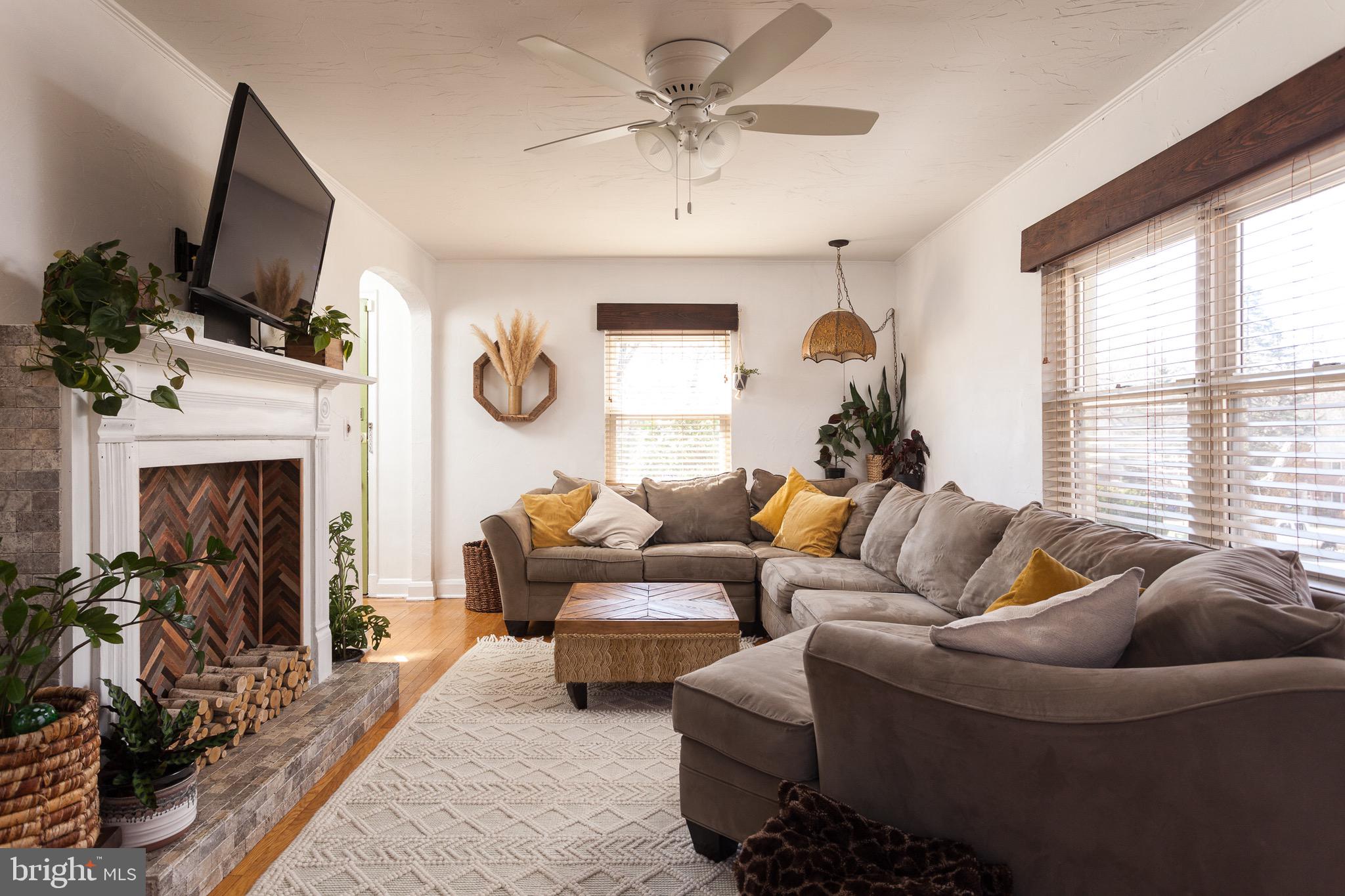 MOUNT WASHINGTON - Residential