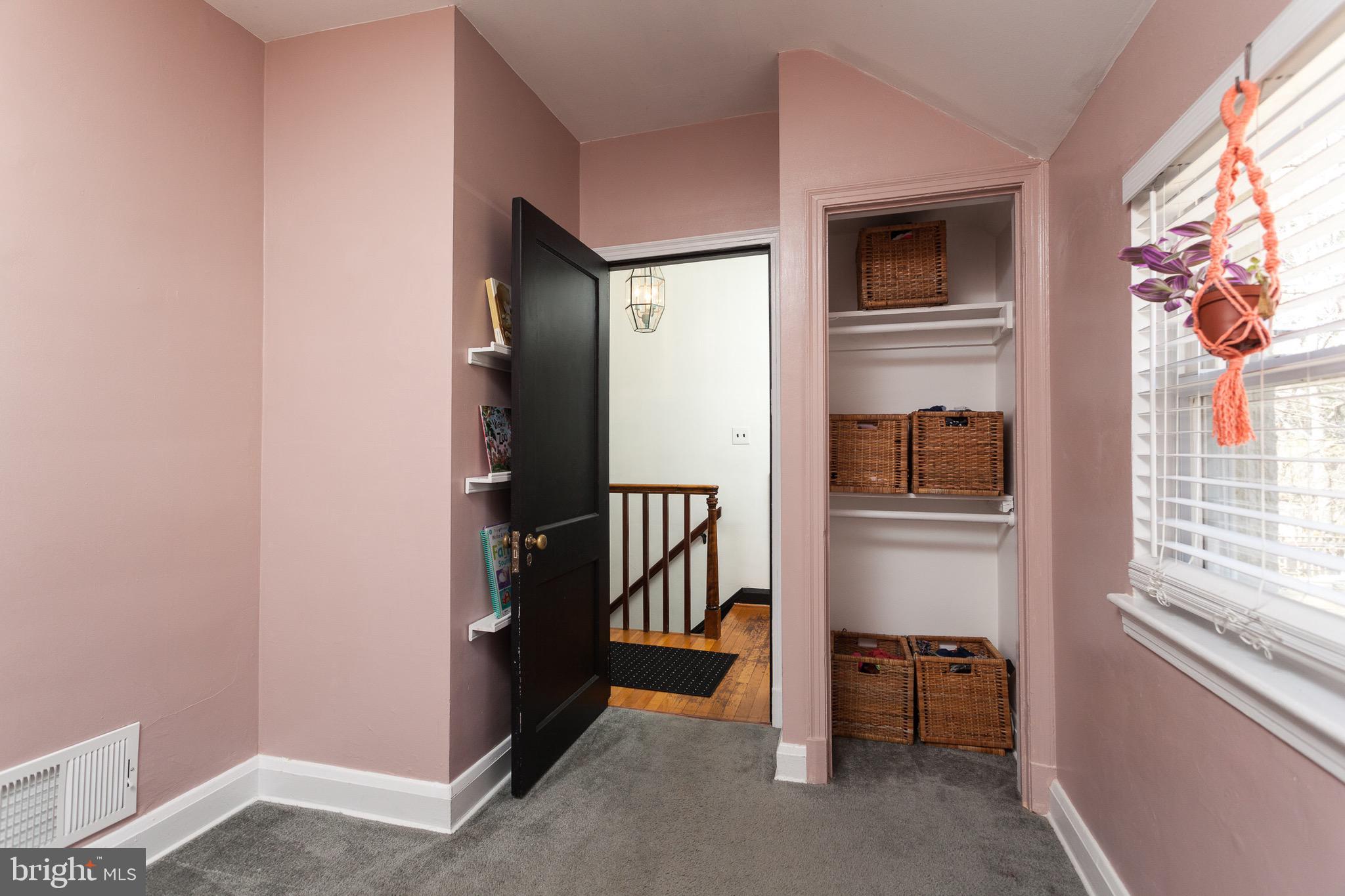 MOUNT WASHINGTON - Residential