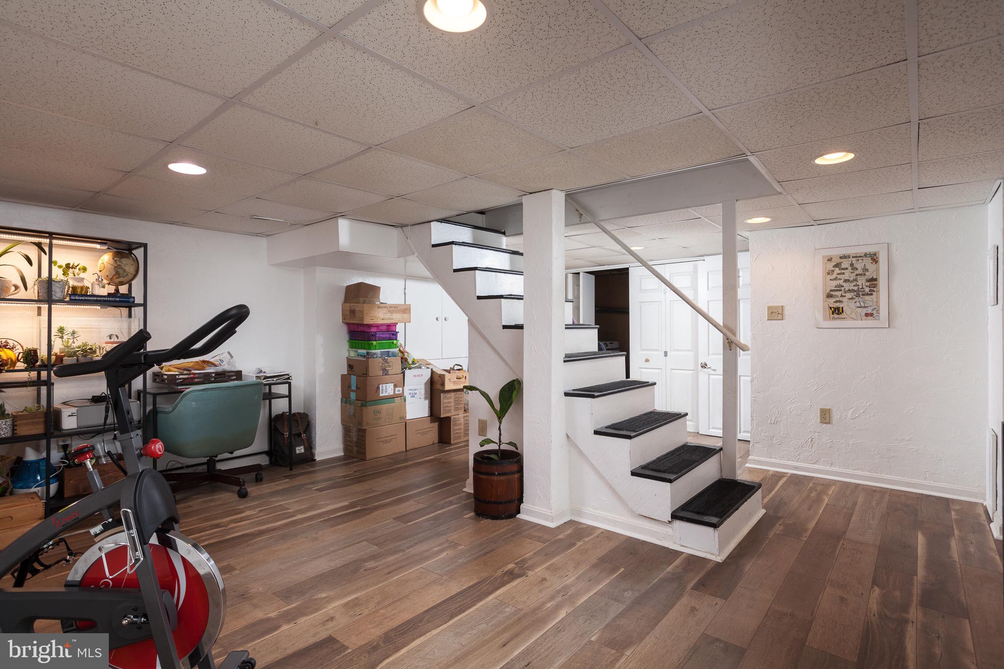 MOUNT WASHINGTON - Residential