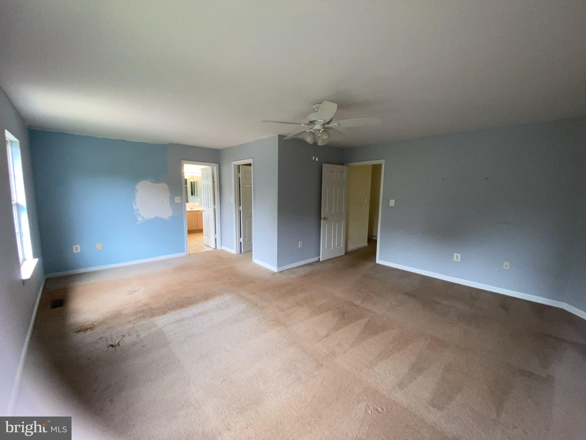 9884 ARROWOOD DRIVE
