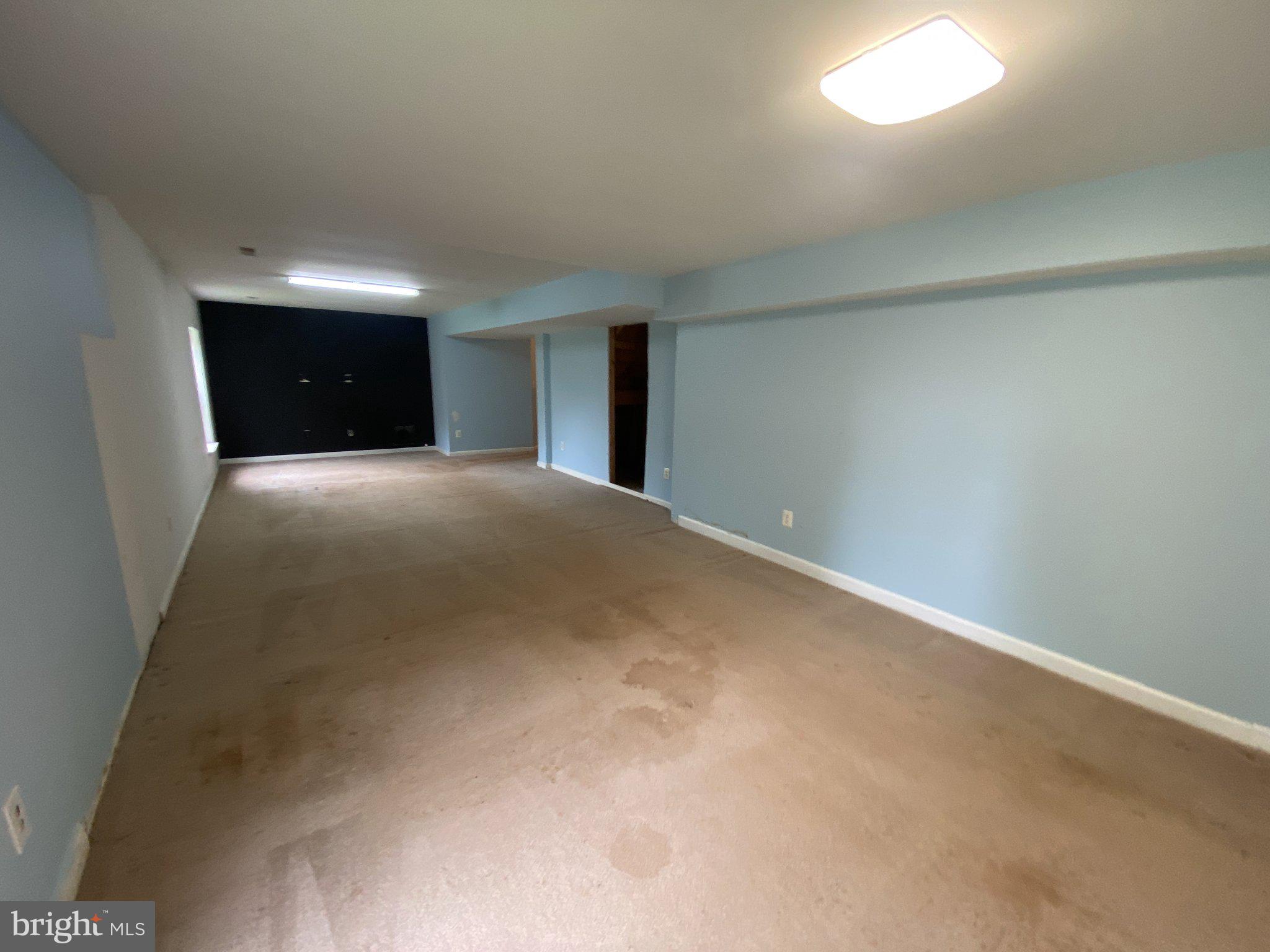 9884 ARROWOOD DRIVE