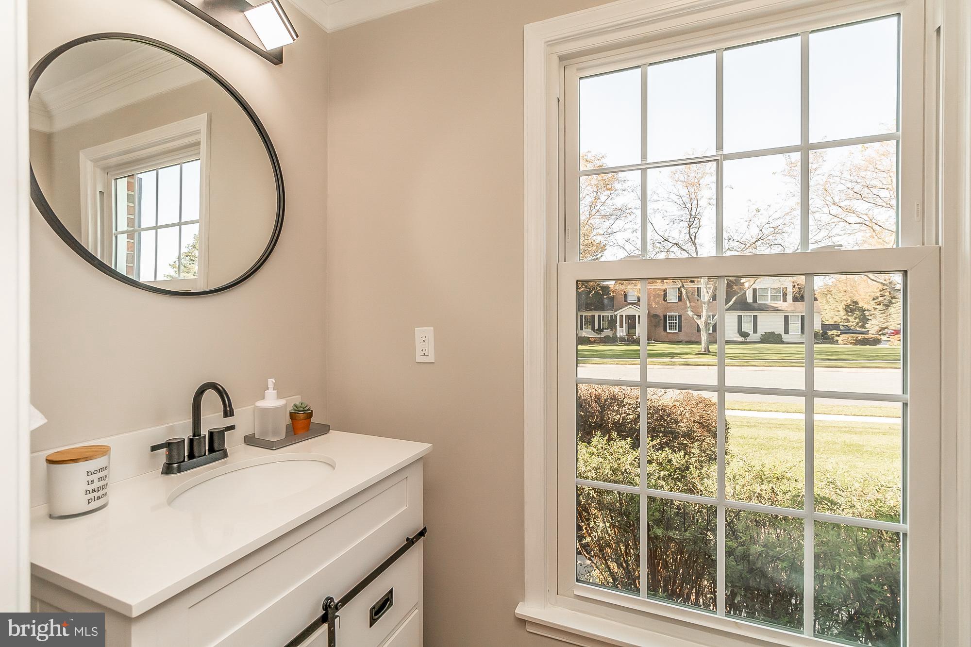 TUDOR MANOR - Residential