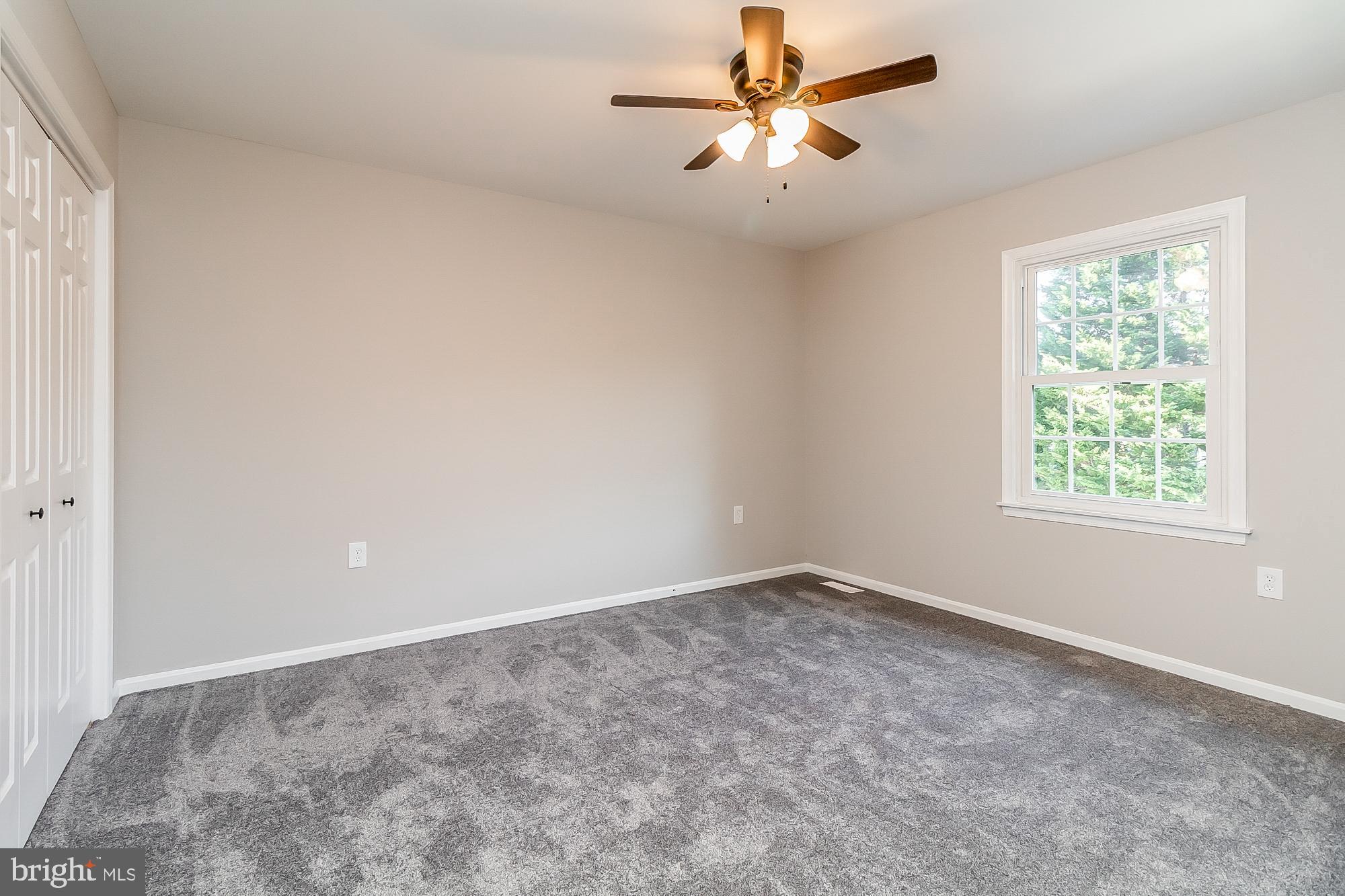 TUDOR MANOR - Residential