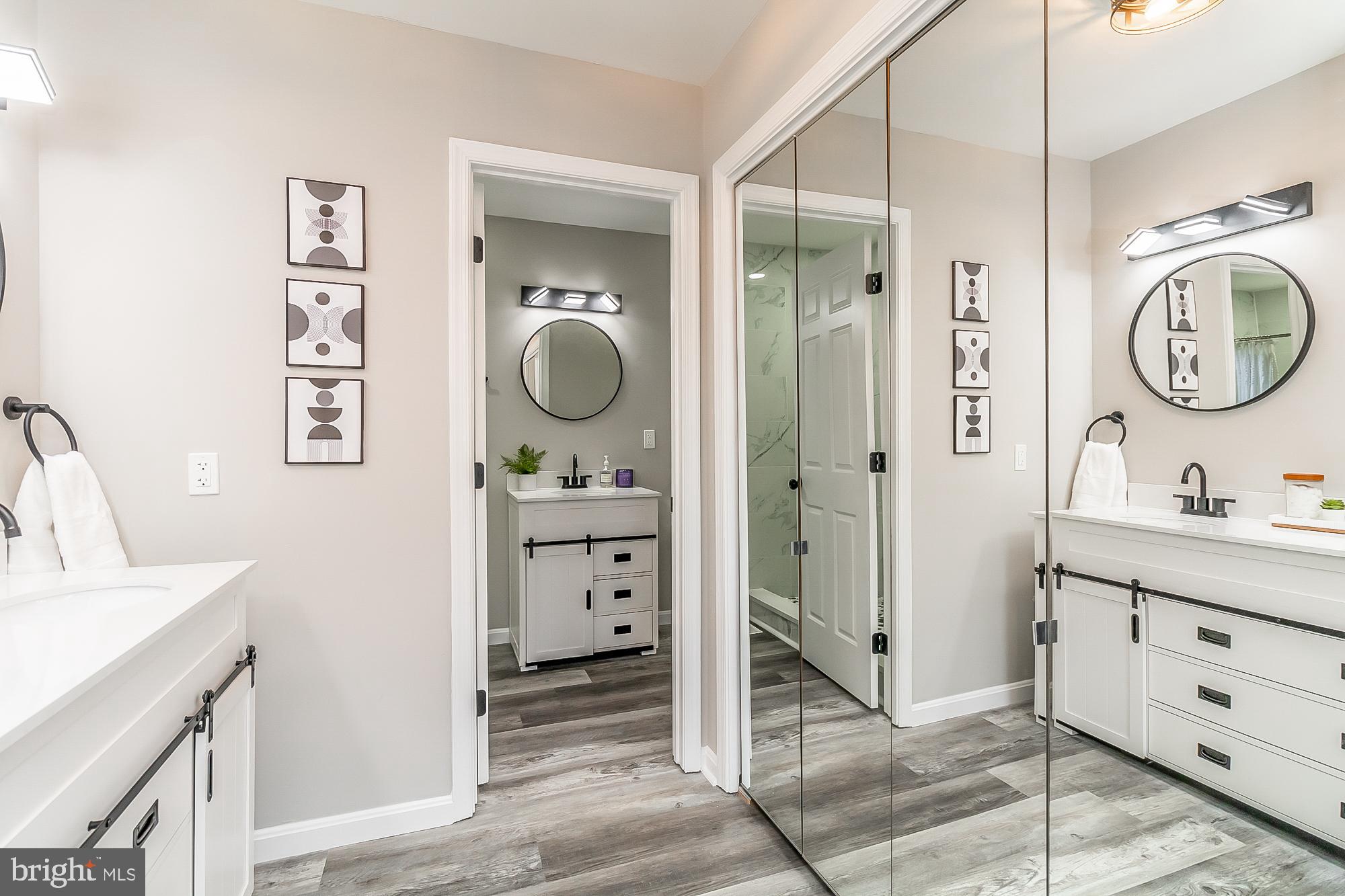 TUDOR MANOR - Residential