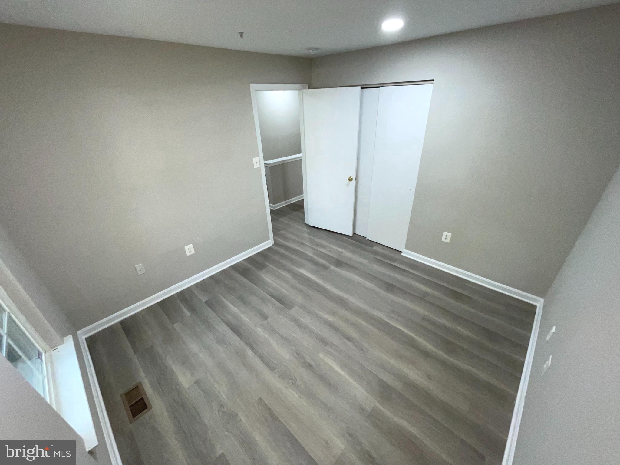 KINGSVIEW RIDGE - Residential Lease