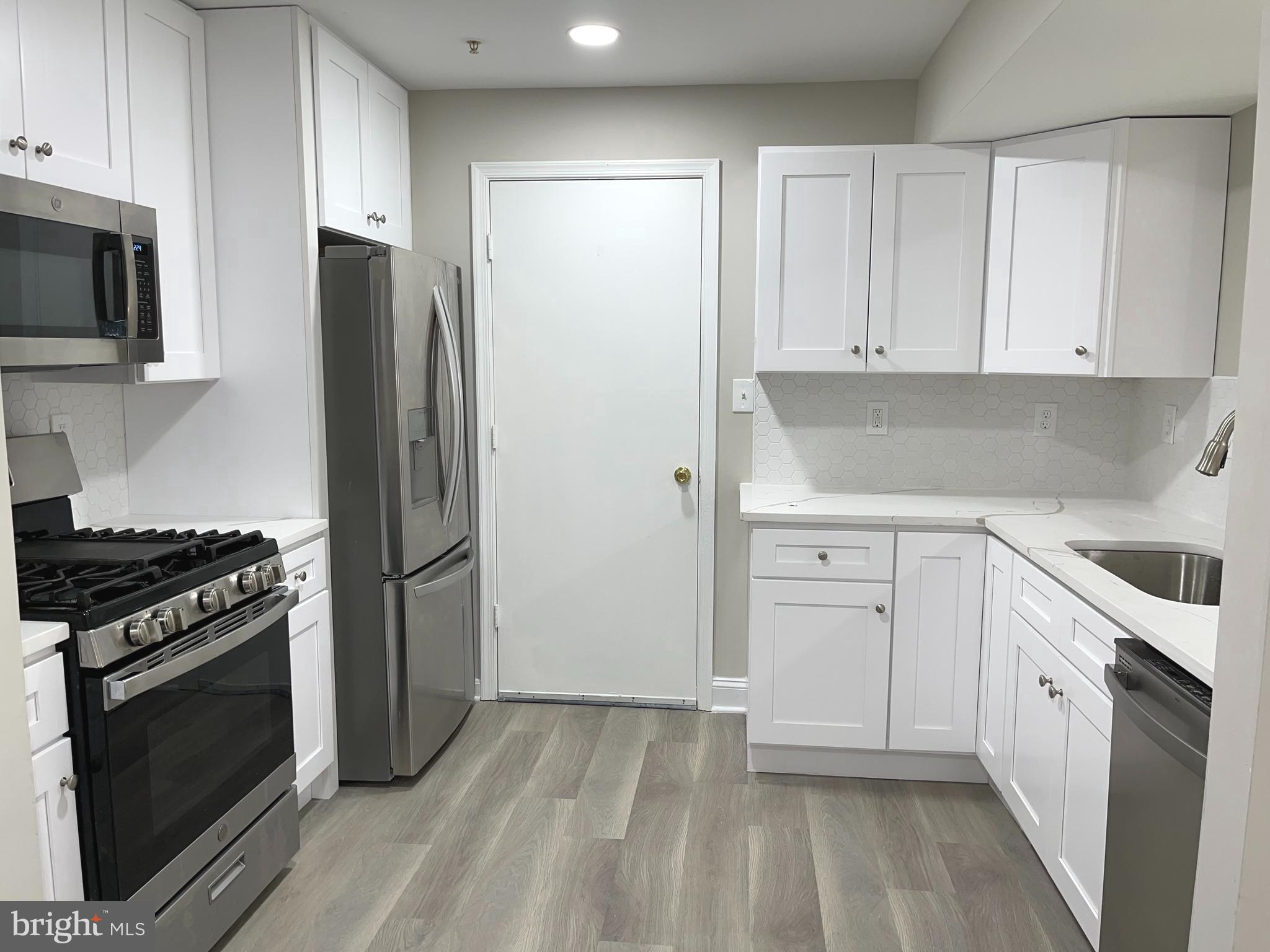 KINGSVIEW RIDGE - Residential Lease