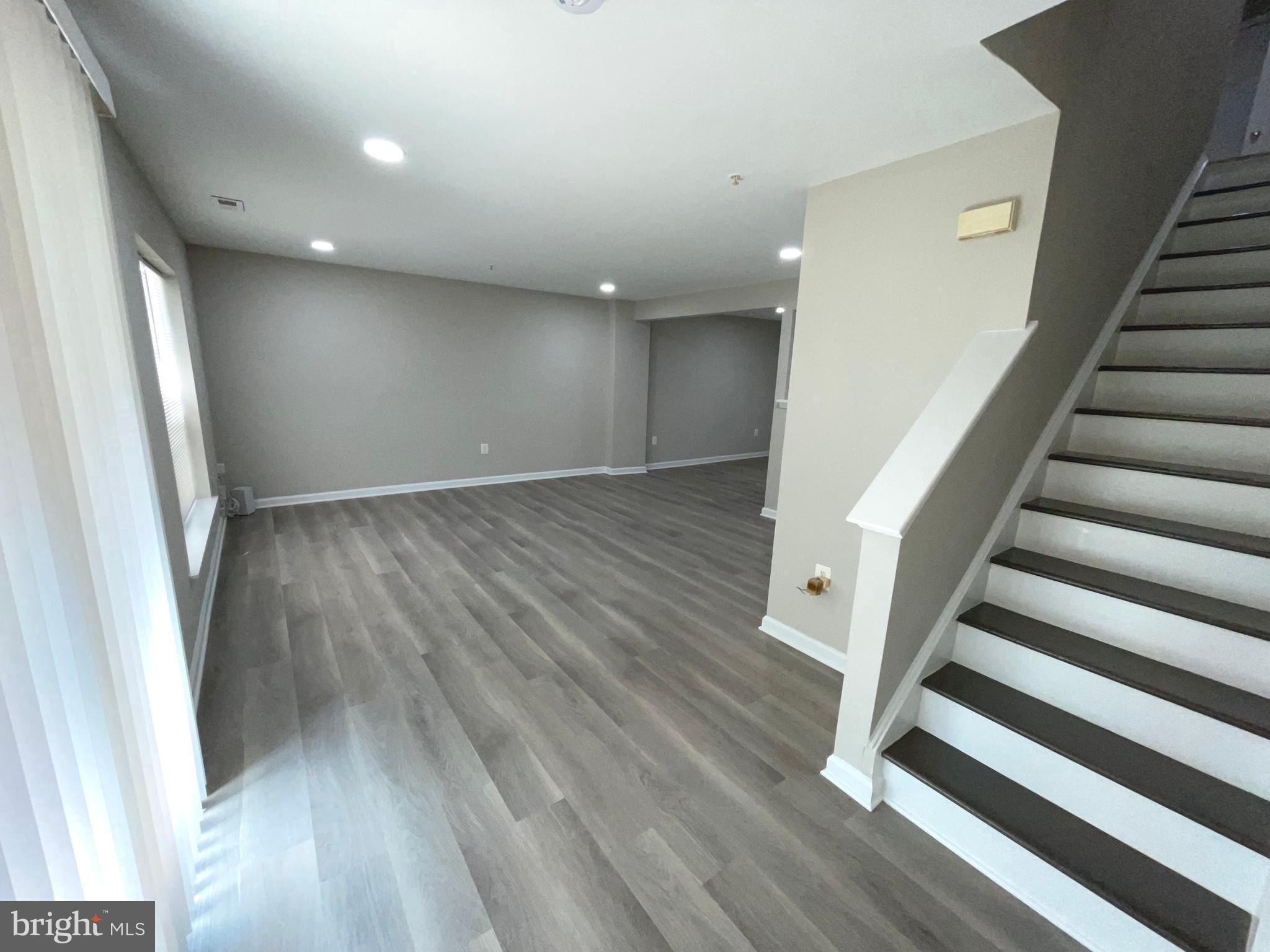 KINGSVIEW RIDGE - Residential Lease