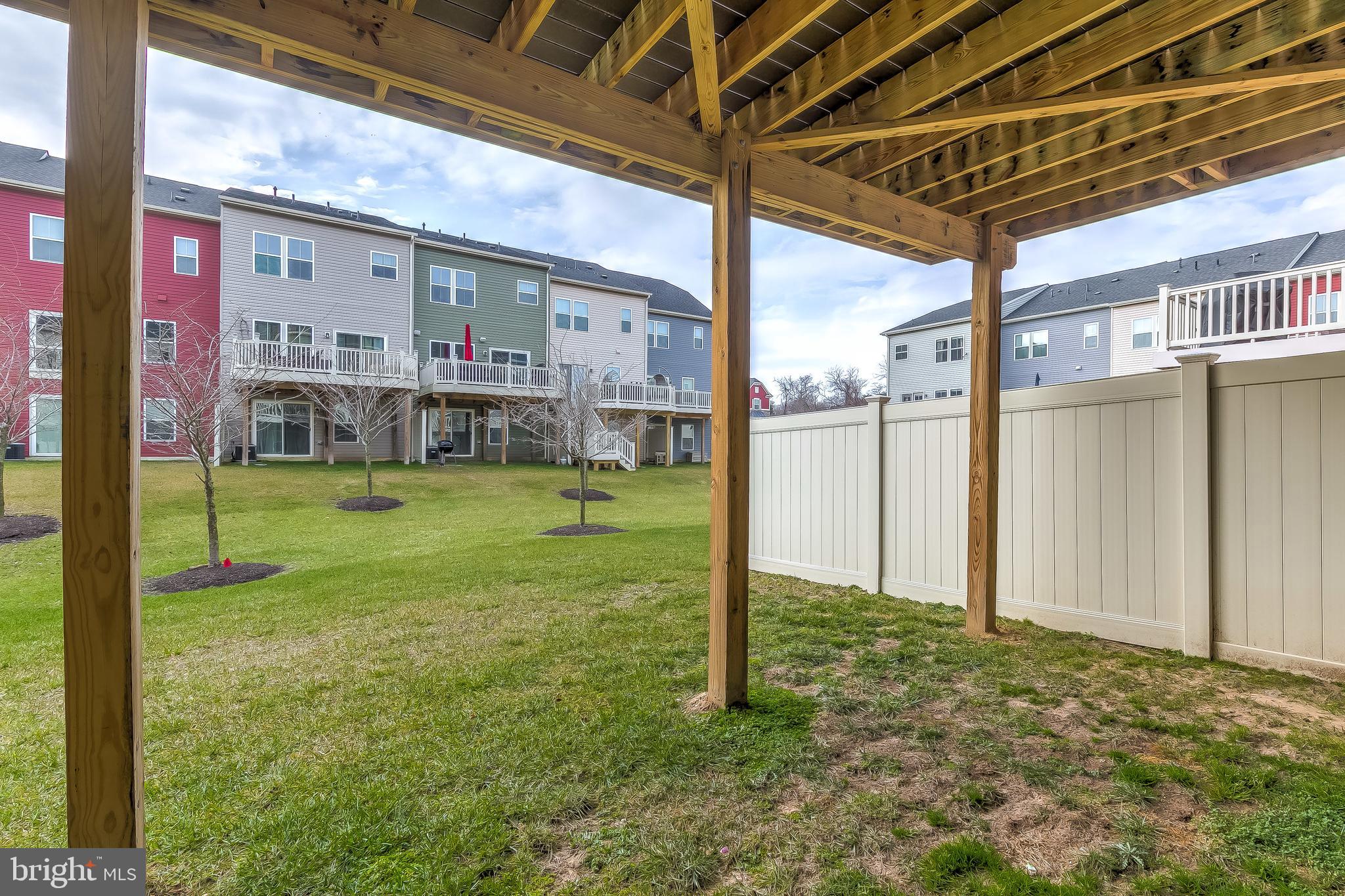 CREEKSIDE VILLAGE AT TANYARD SPRINGS - Residential